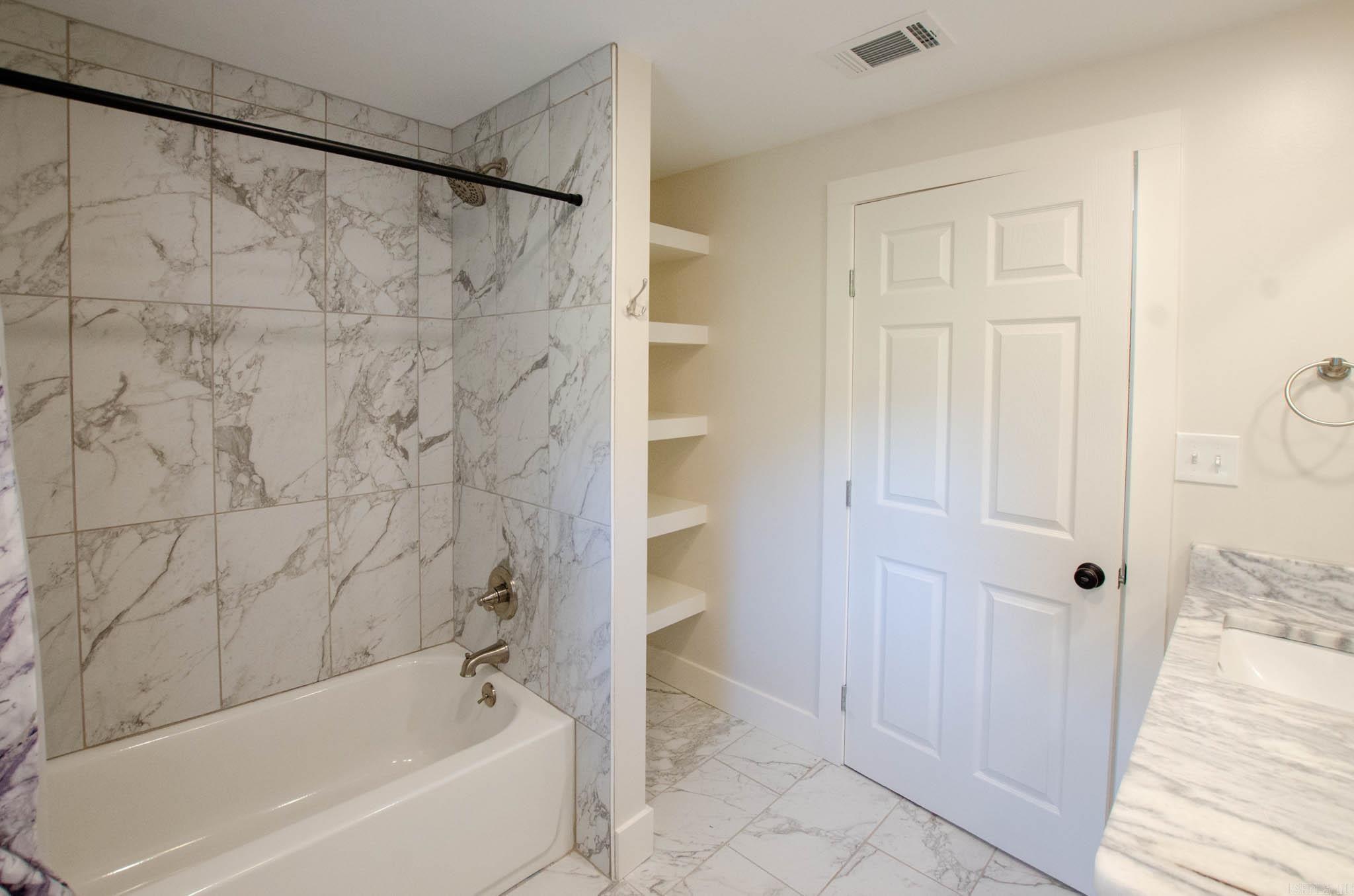 4006 Forest Hill  Jonesboro, AR