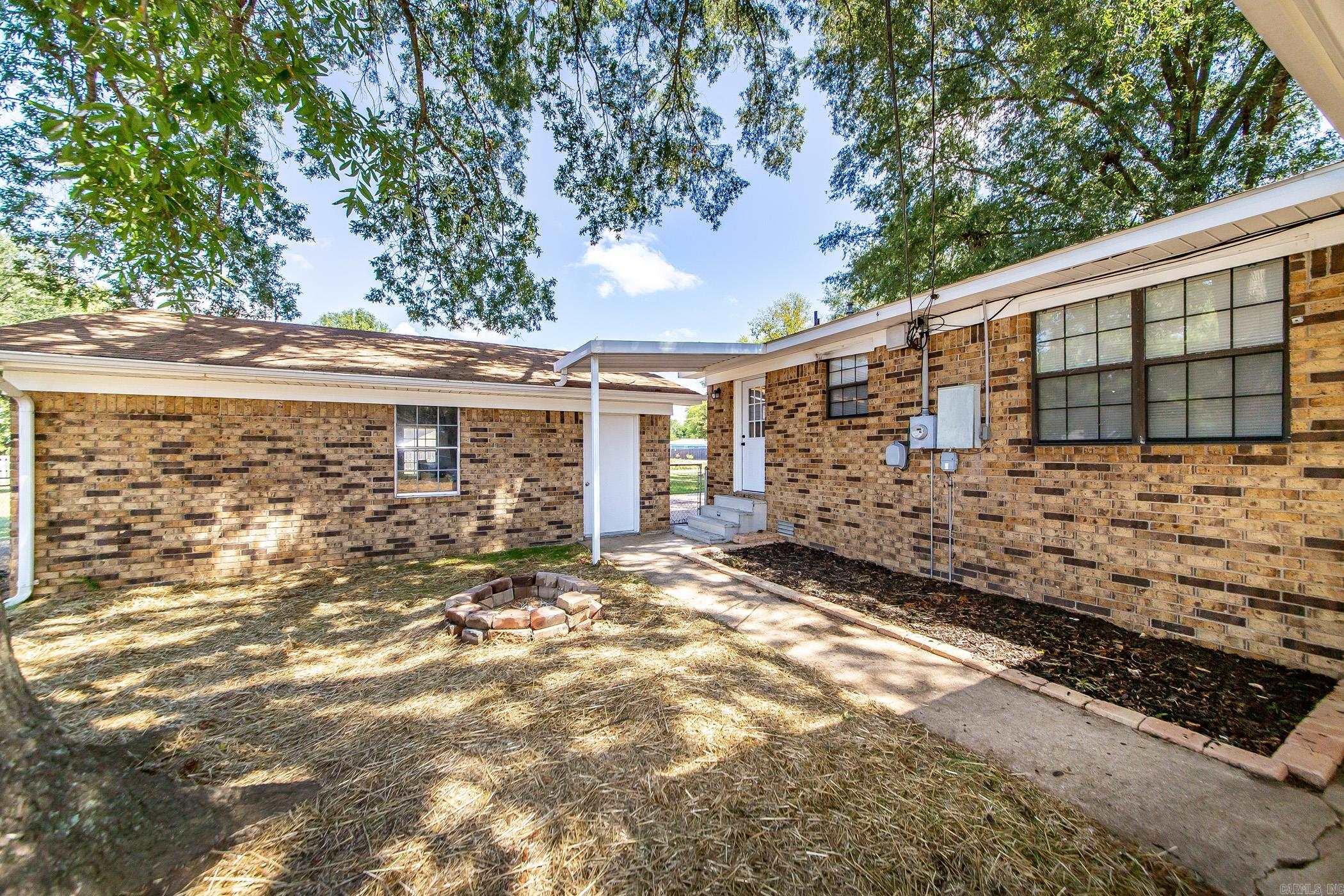 106 N Orion  Beebe, AR