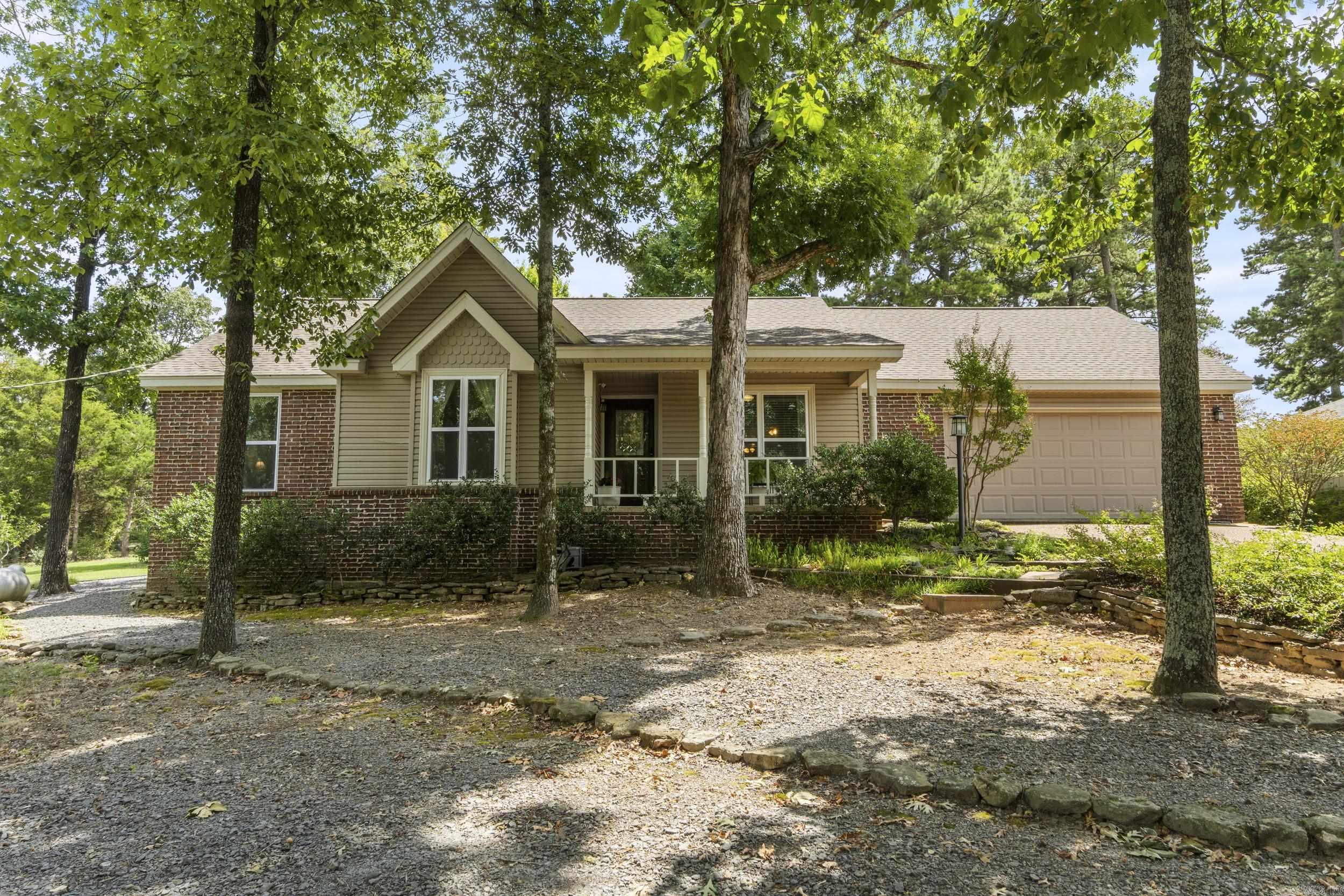 121 Rock Hill  Fairfield Bay, AR