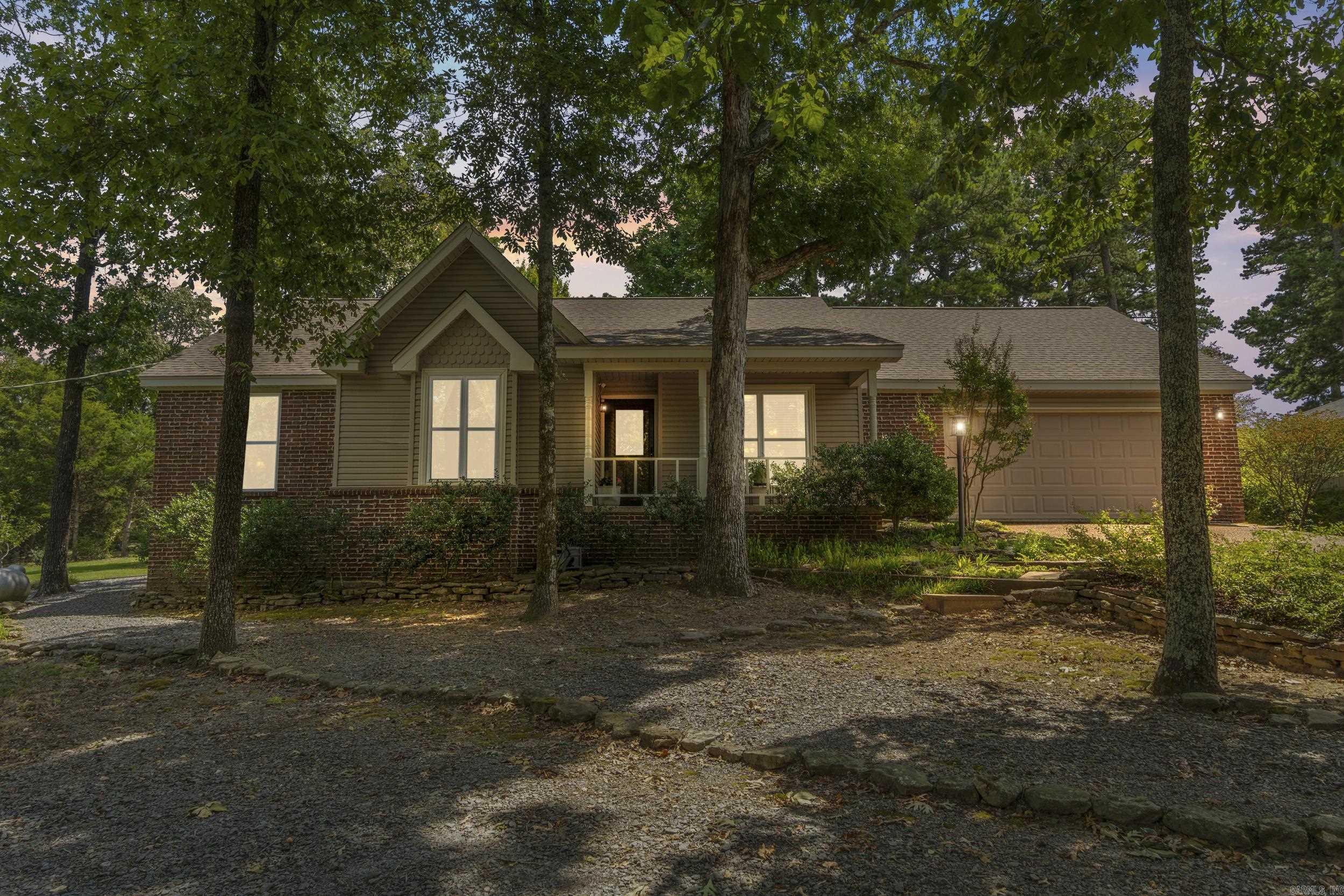 121 Rock Hill  Fairfield Bay, AR