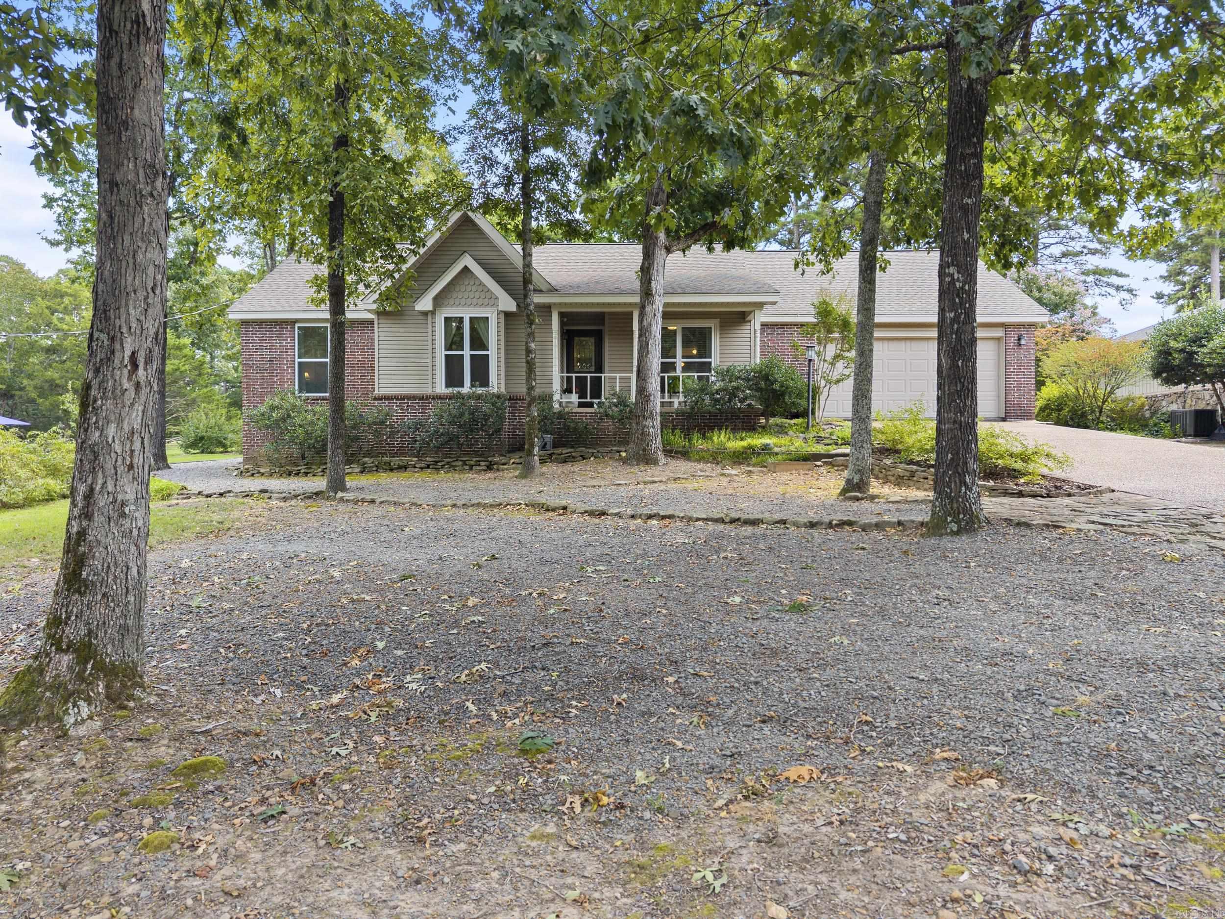 121 Rock Hill  Fairfield Bay, AR