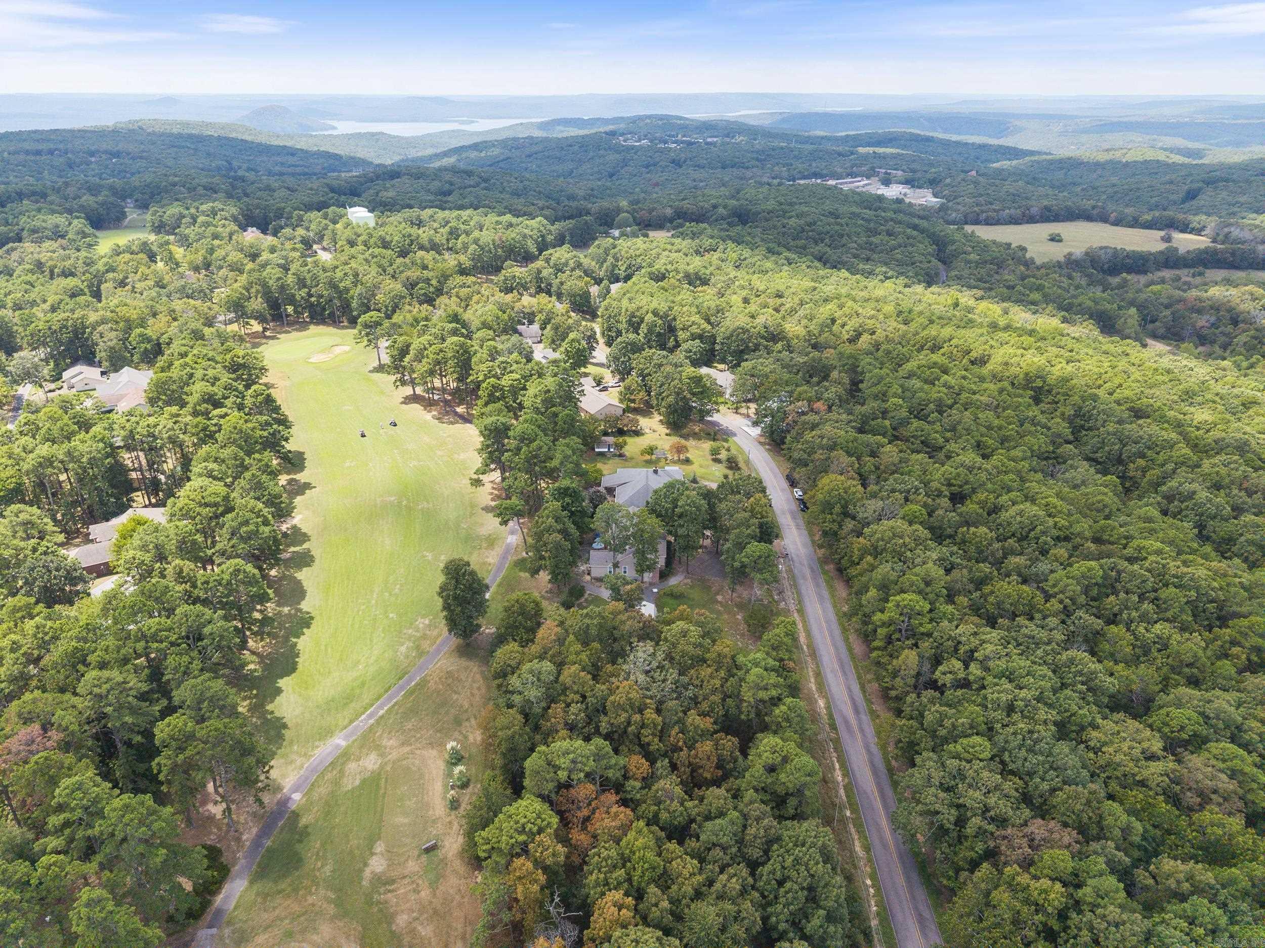 121 Rock Hill  Fairfield Bay, AR