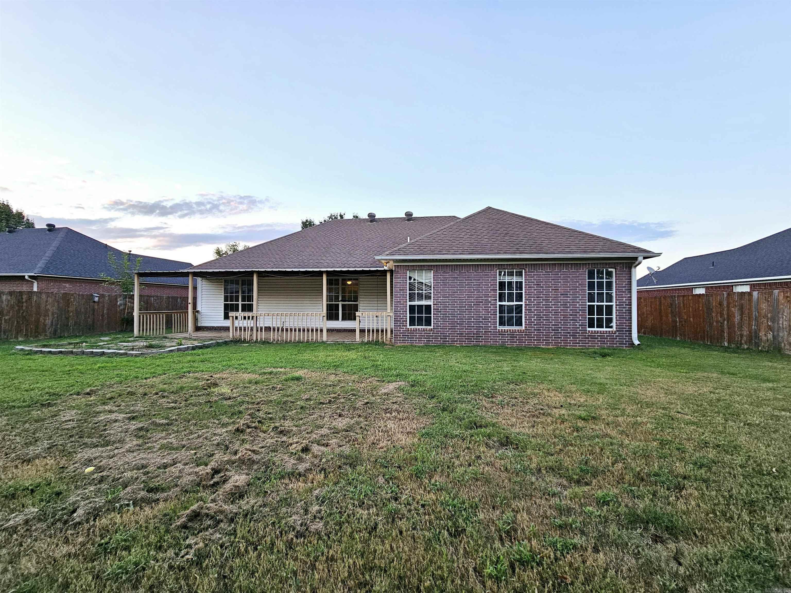 55 Mitchell  Greenbrier, AR
