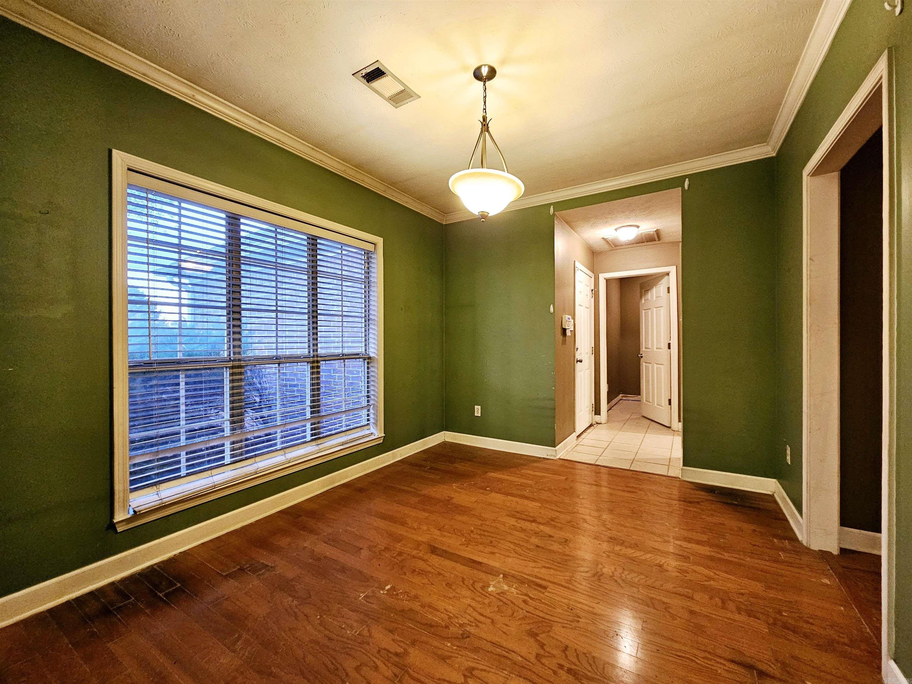 55 Mitchell  Greenbrier, AR
