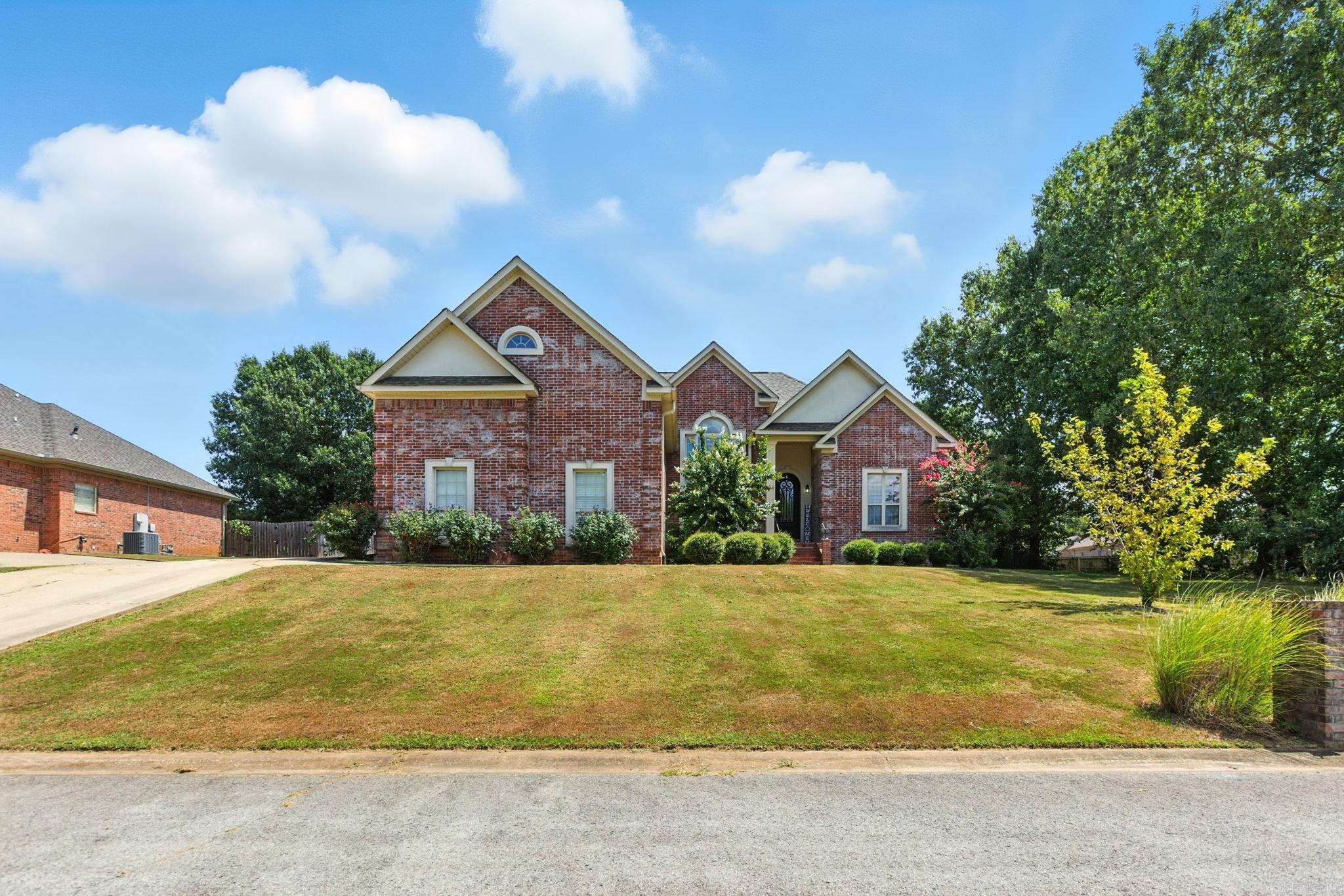 44 Shadow Creek Cir  Austin, AR