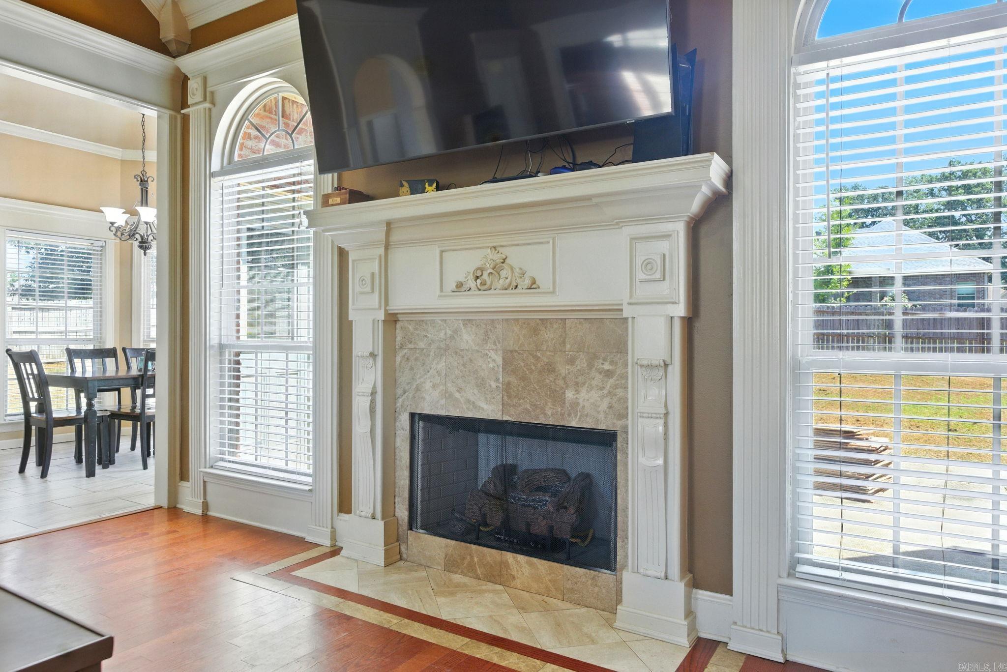 44 Shadow Creek Cir  Austin, AR