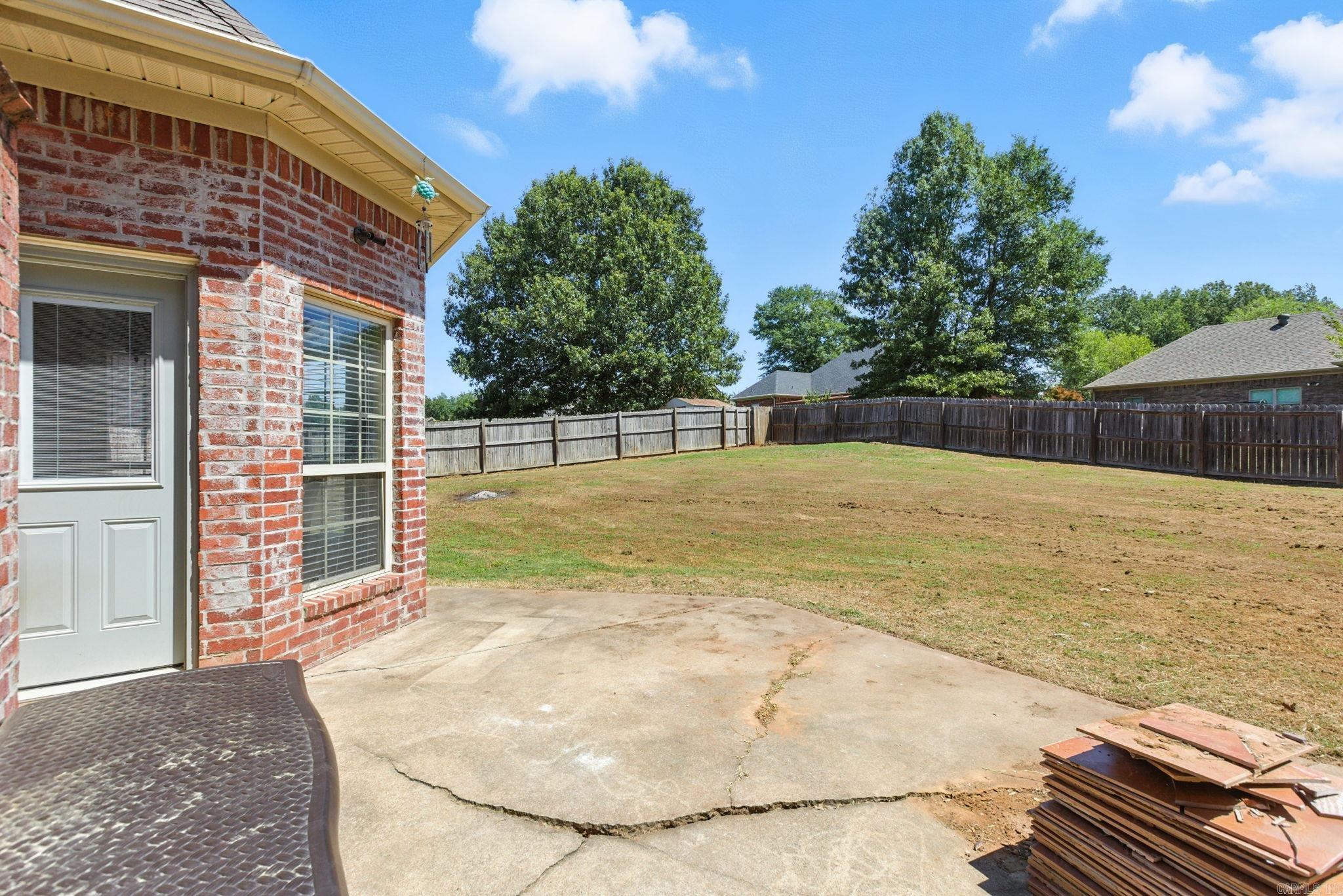 44 Shadow Creek Cir  Austin, AR