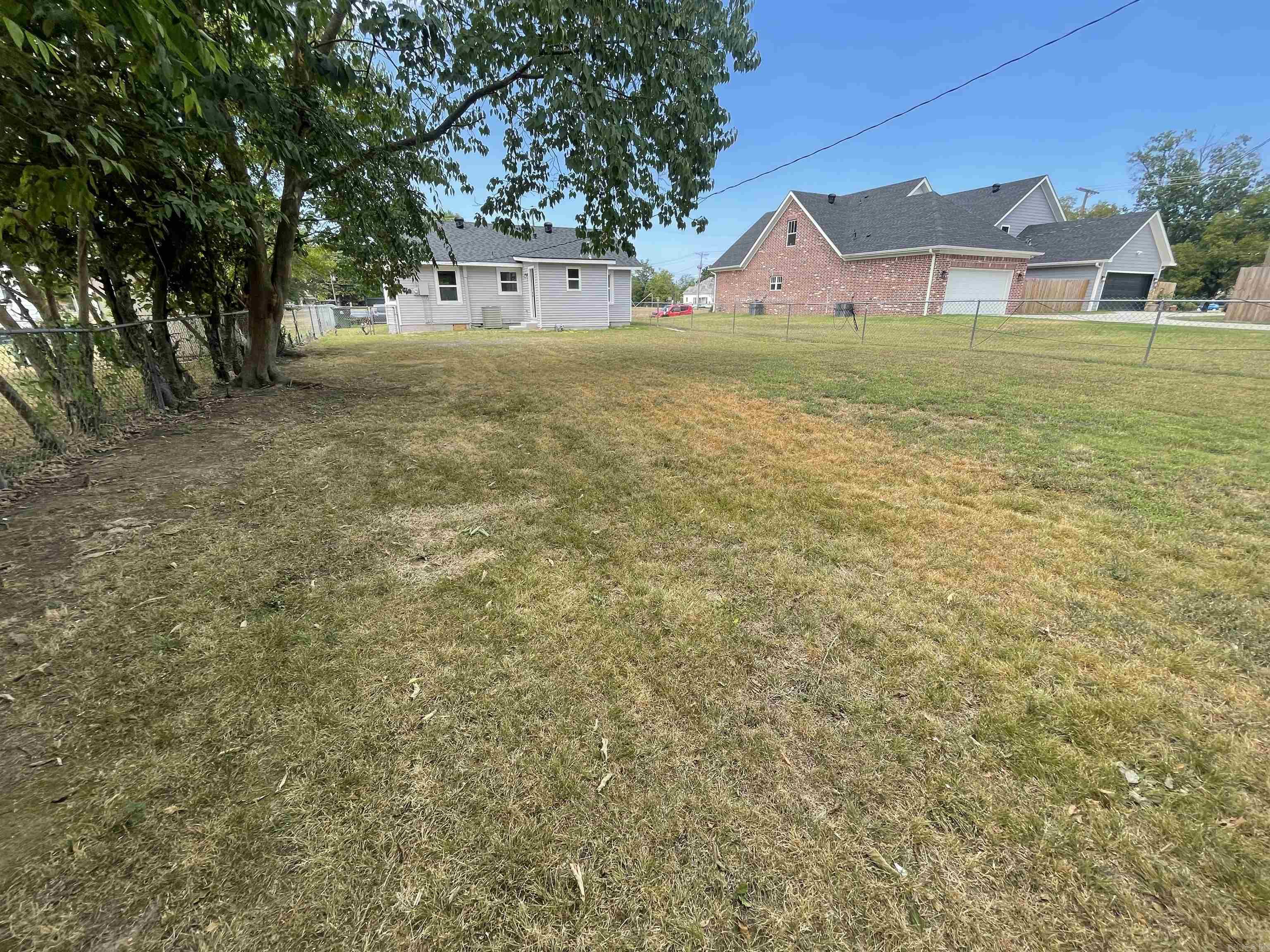 1515 S Izard  Little Rock, AR
