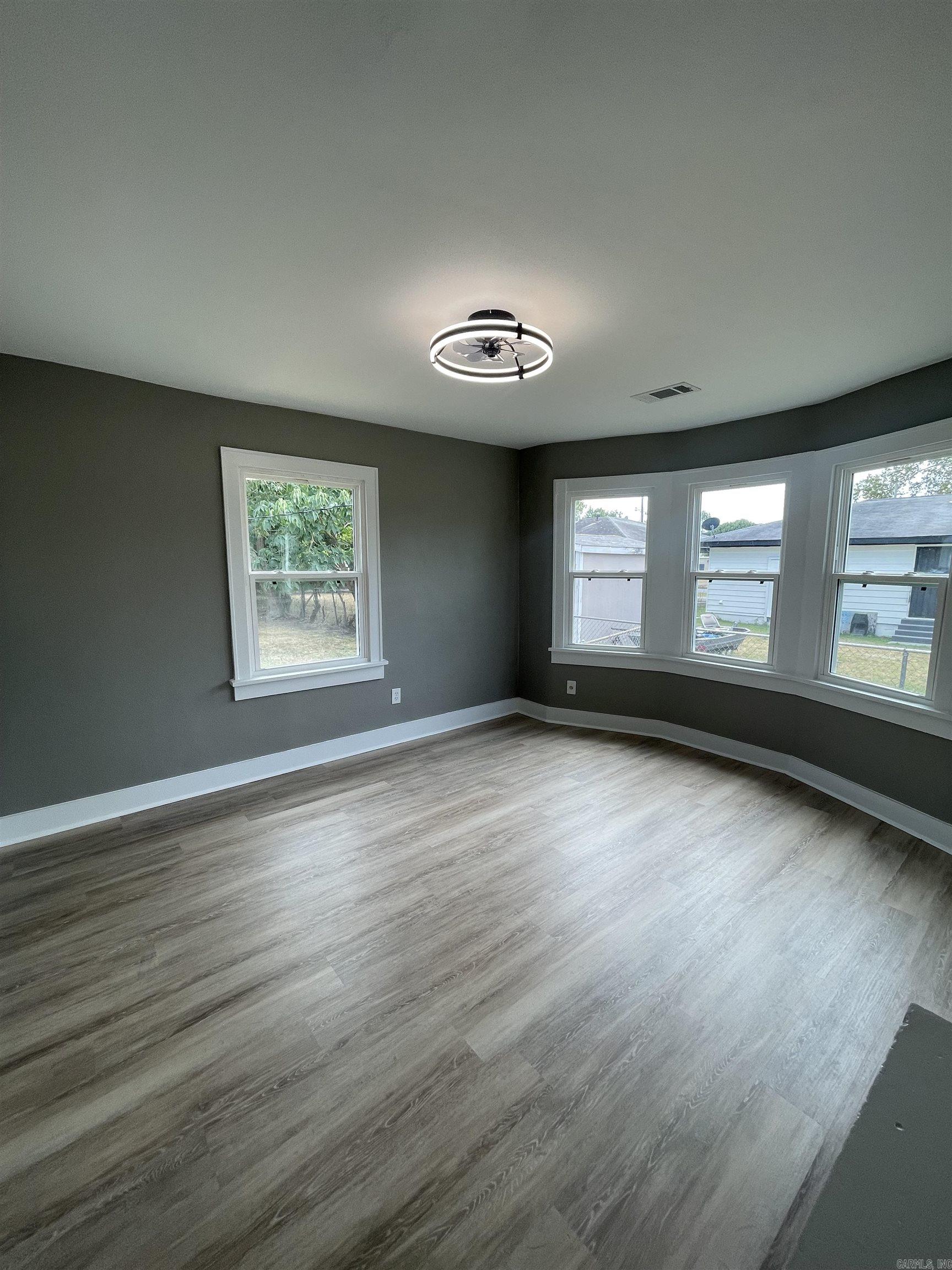 1515 S Izard  Little Rock, AR
