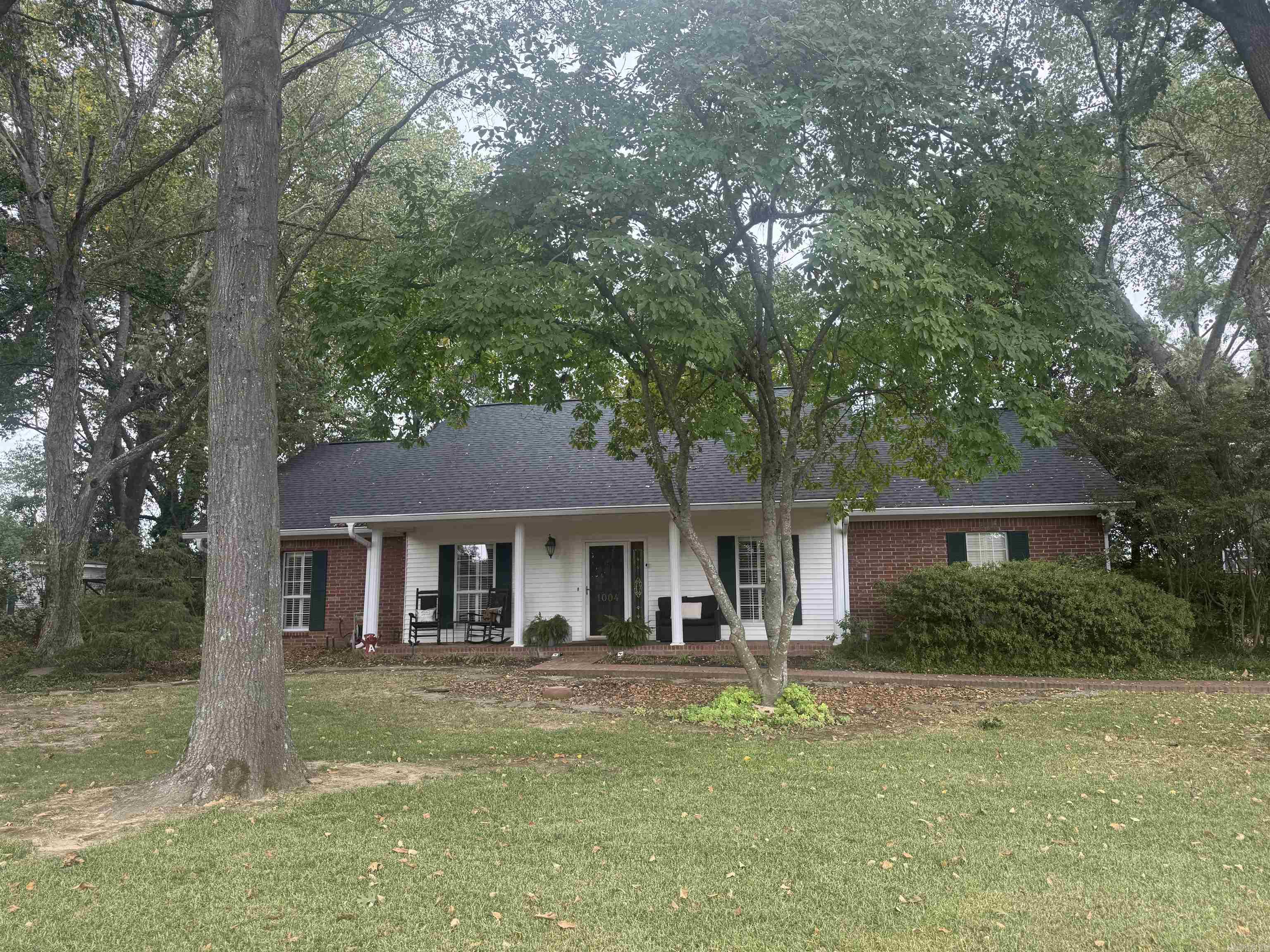 1004 Stone  Stuttgart, AR