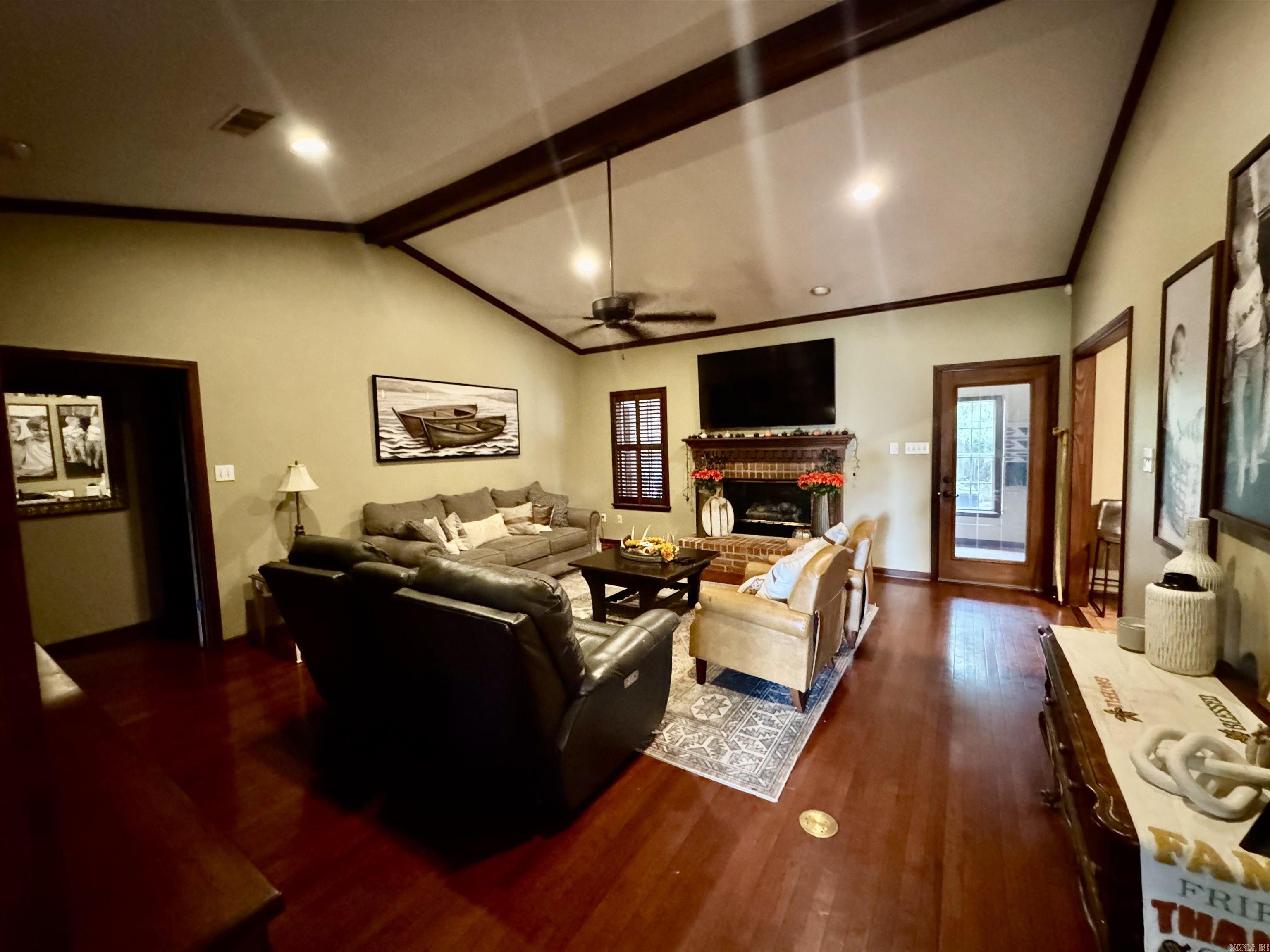 1004 Stone  Stuttgart, AR