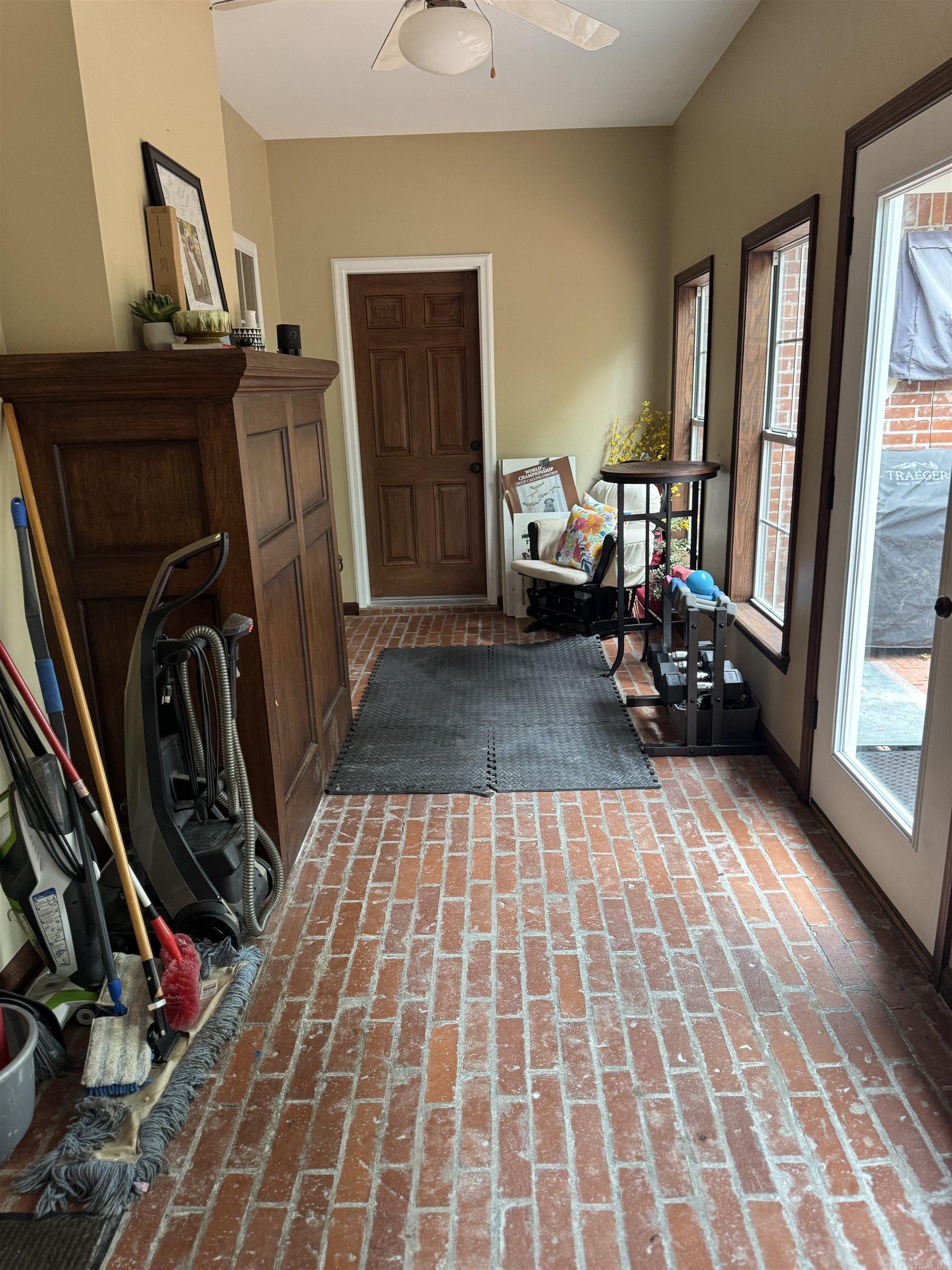 1004 Stone  Stuttgart, AR
