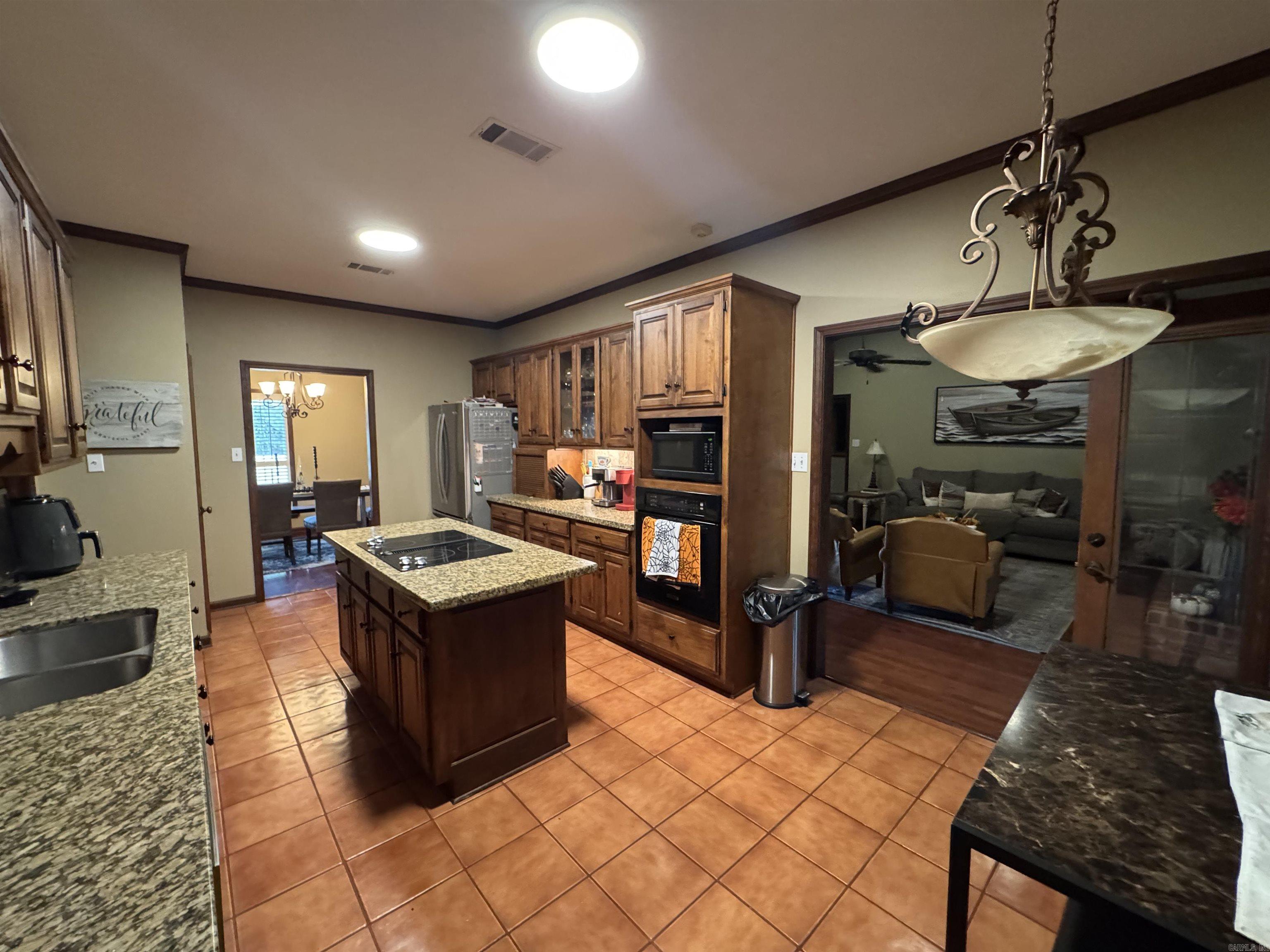 1004 Stone  Stuttgart, AR