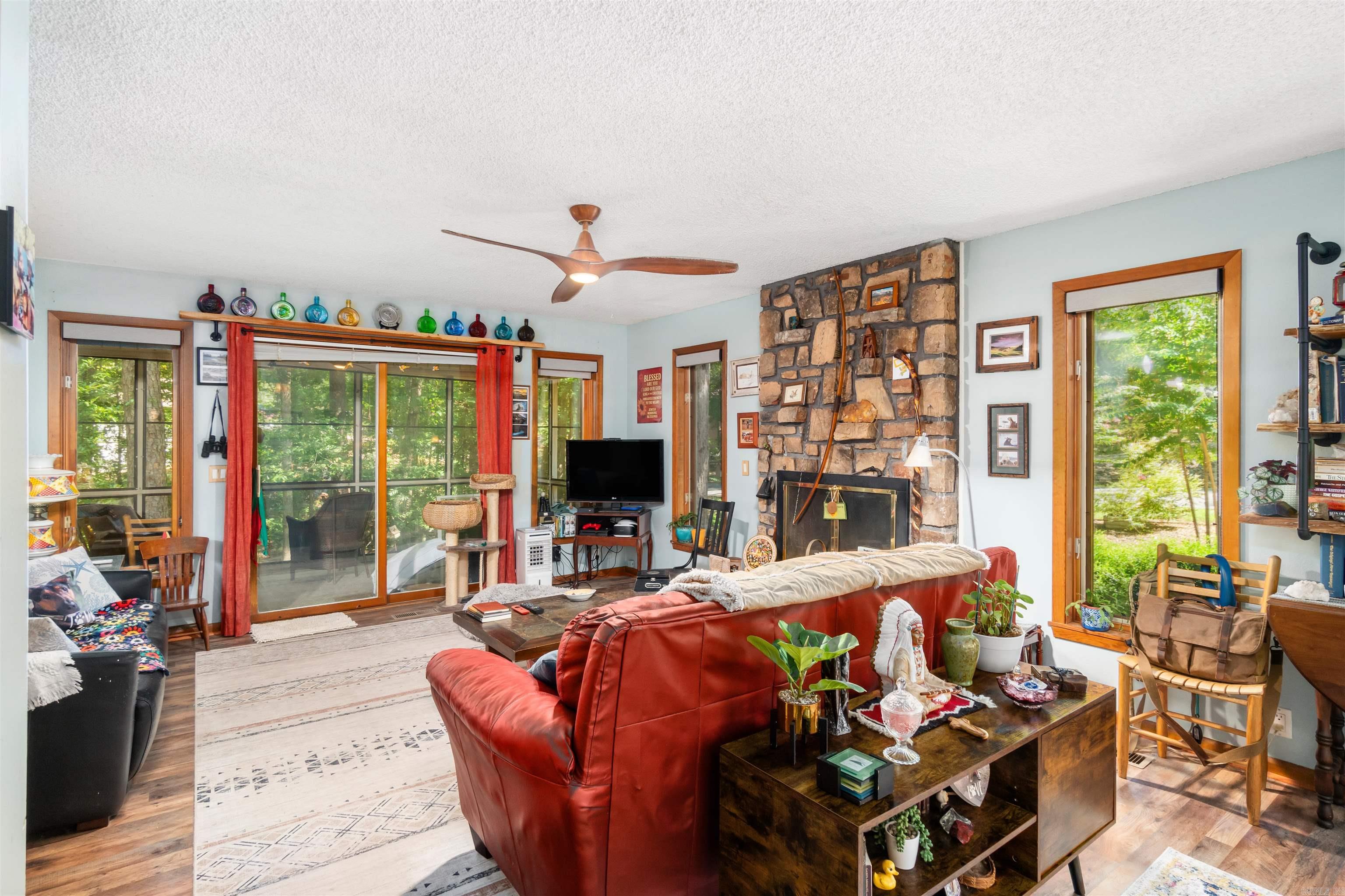 50 S Pego Way Hot Springs Village, AR 71909