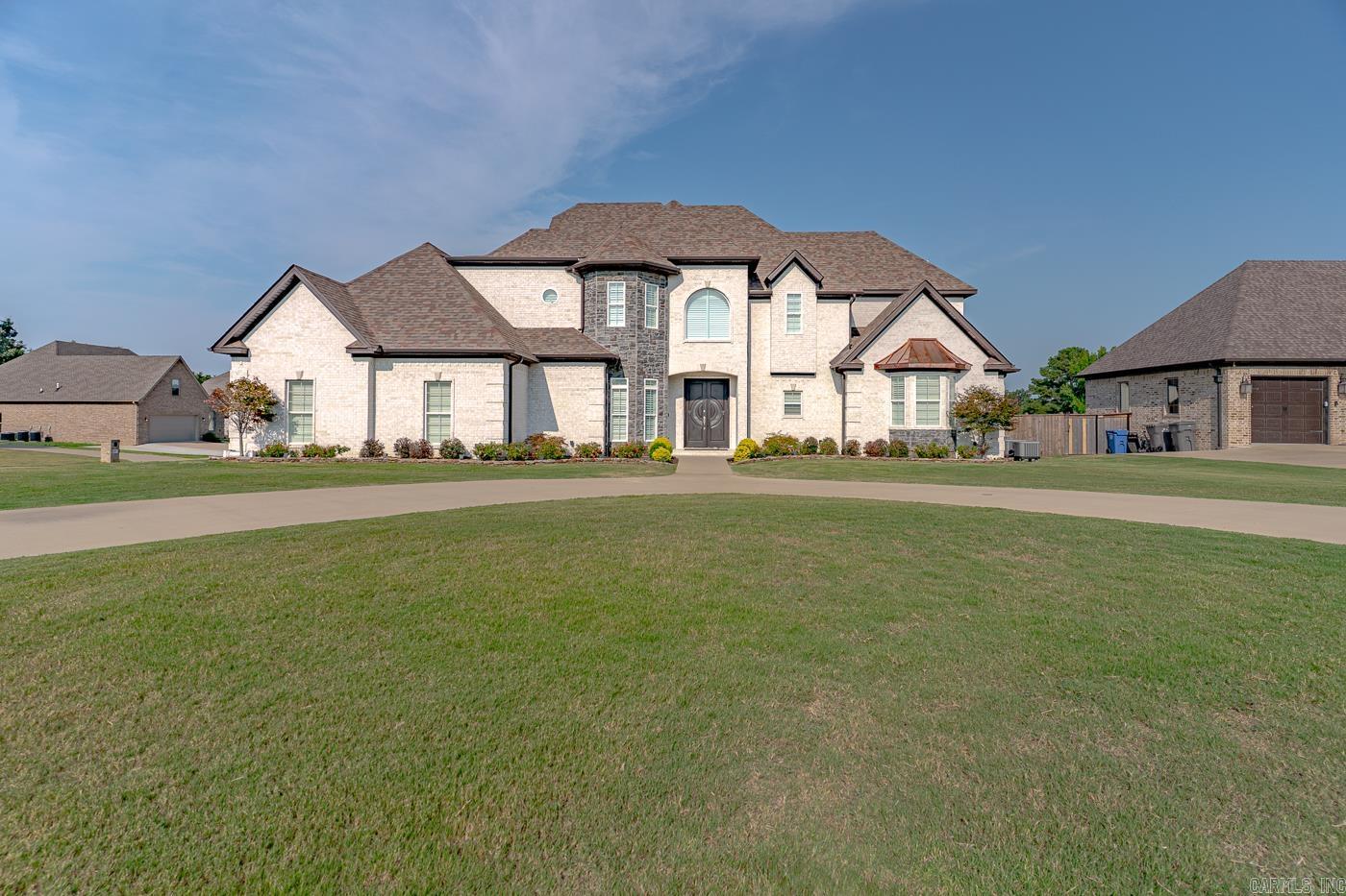 3529 Farmington Drive
