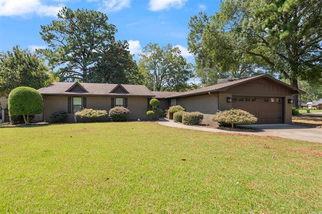 11  Red Oak Drive  Conway, AR