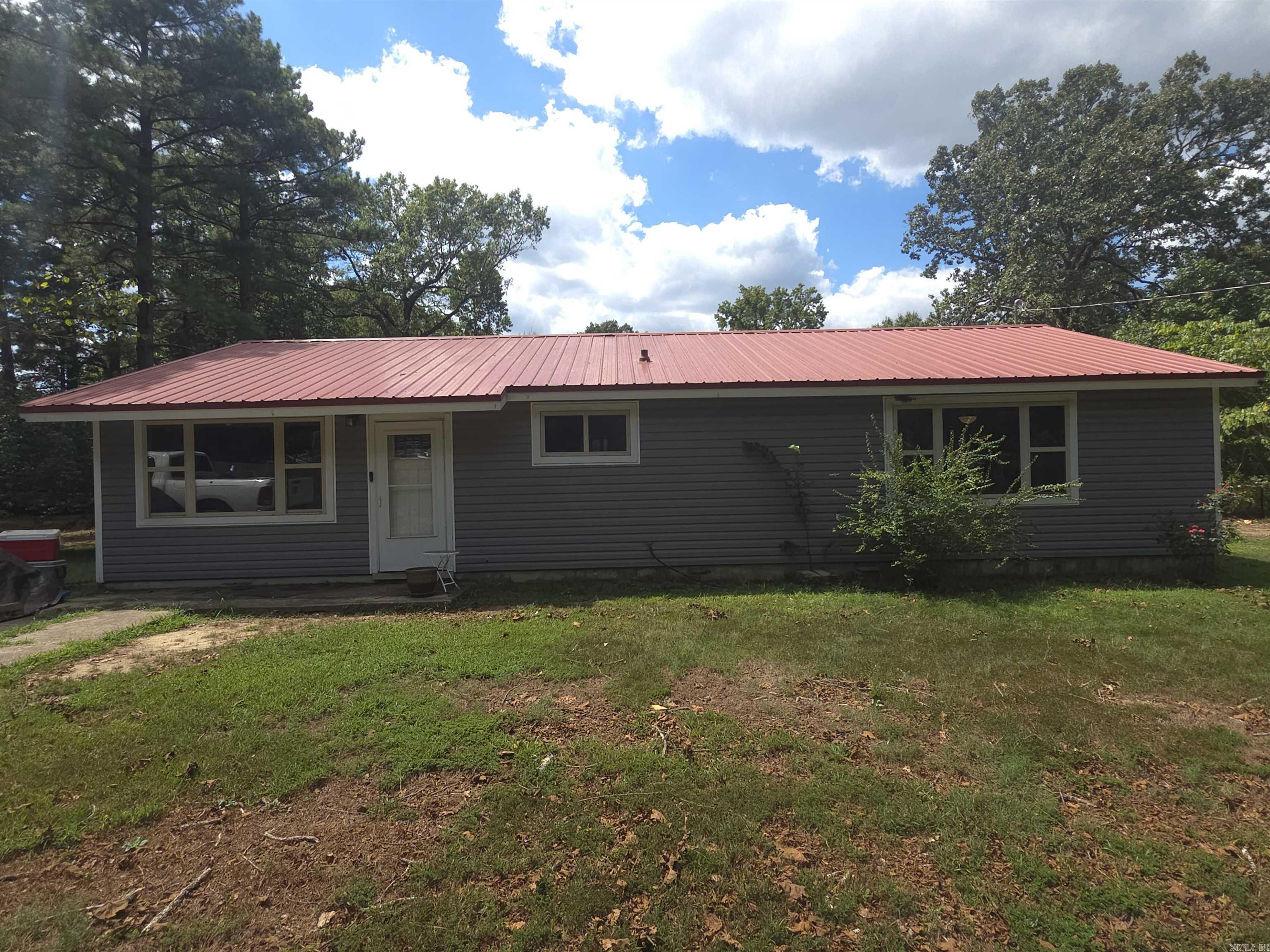113 N Smyrna Road Searcy, AR 72143