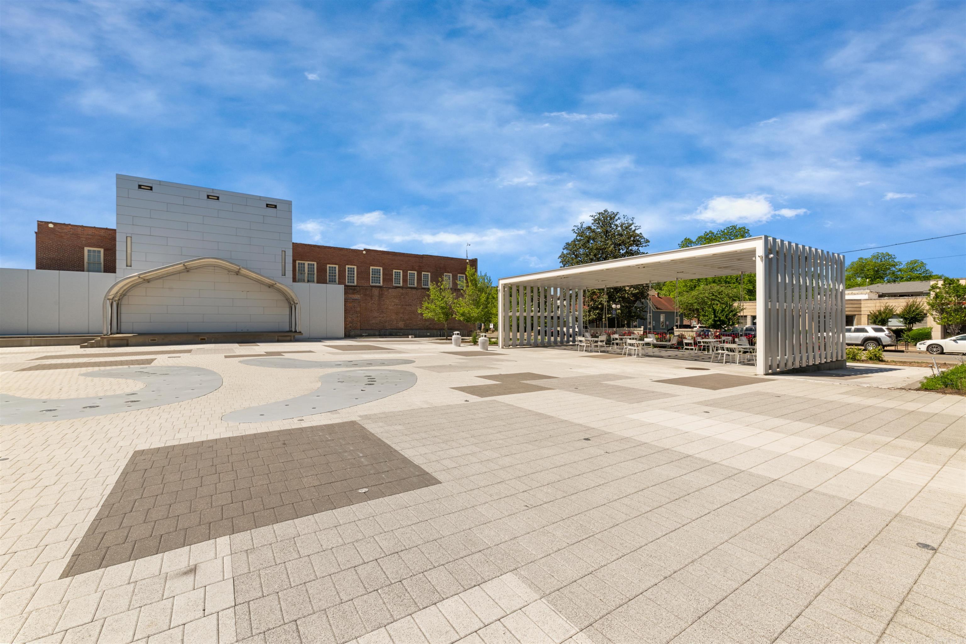 912 N Poplar  North Little Rock, AR
