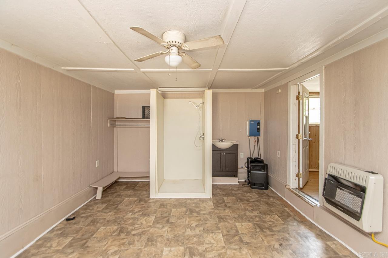 22933 N Sadis  Mabelvale, AR