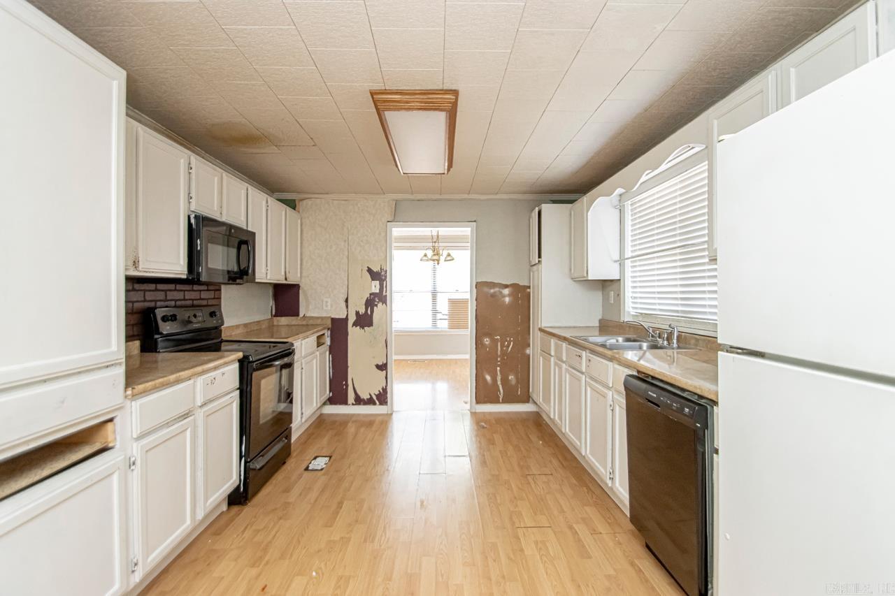 22933 N Sadis  Mabelvale, AR