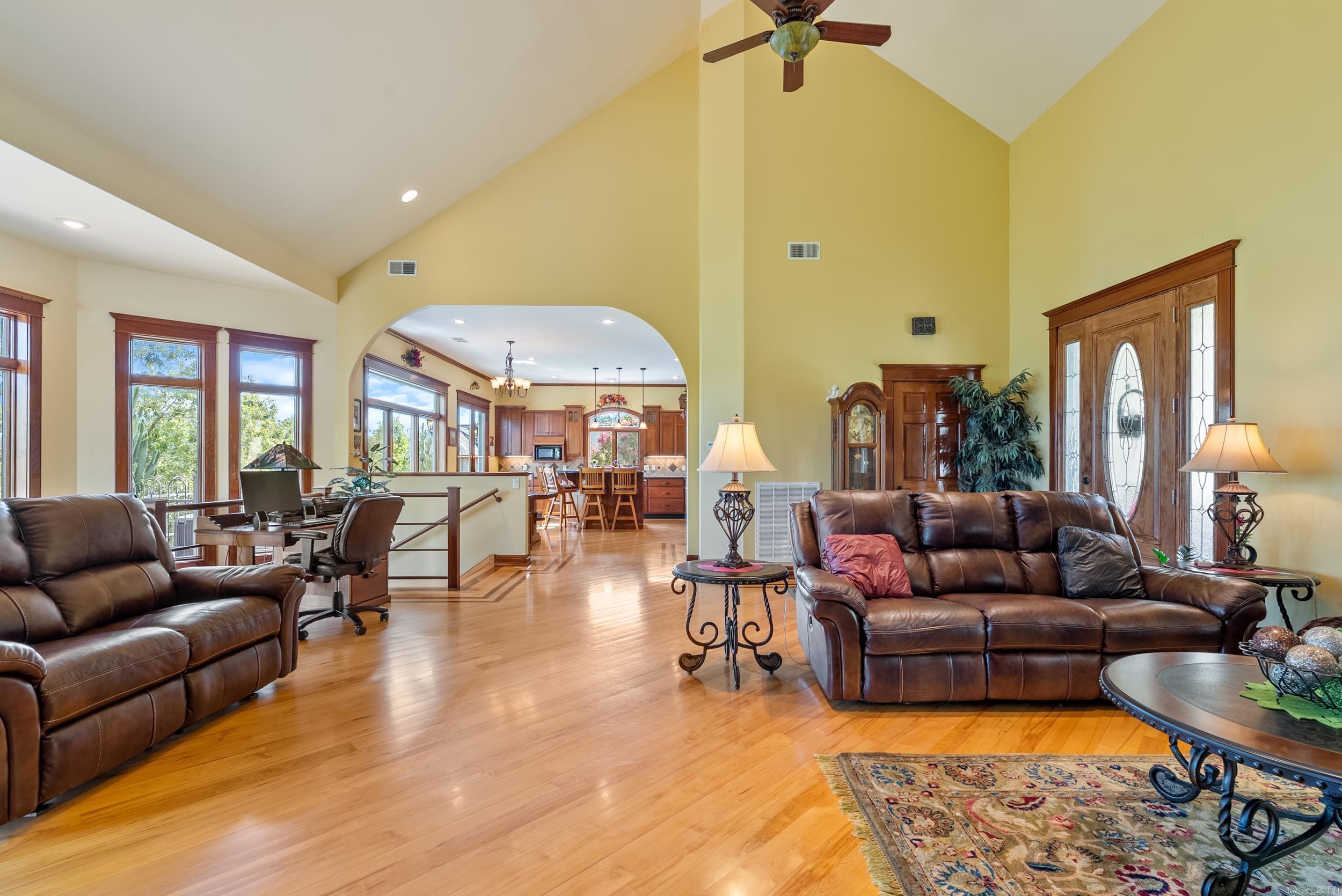 228 E Windfall  Bee Branch, AR