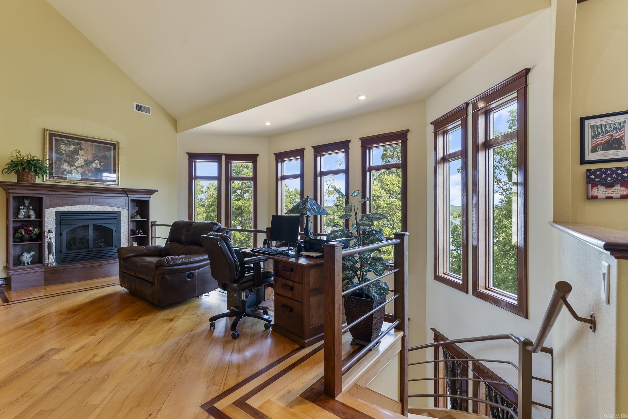 228 E Windfall  Bee Branch, AR