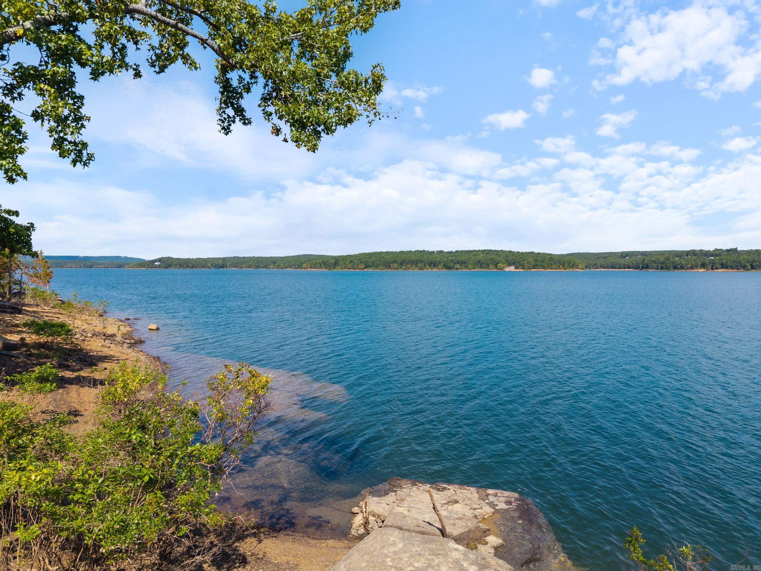 228 E Windfall  Bee Branch, AR