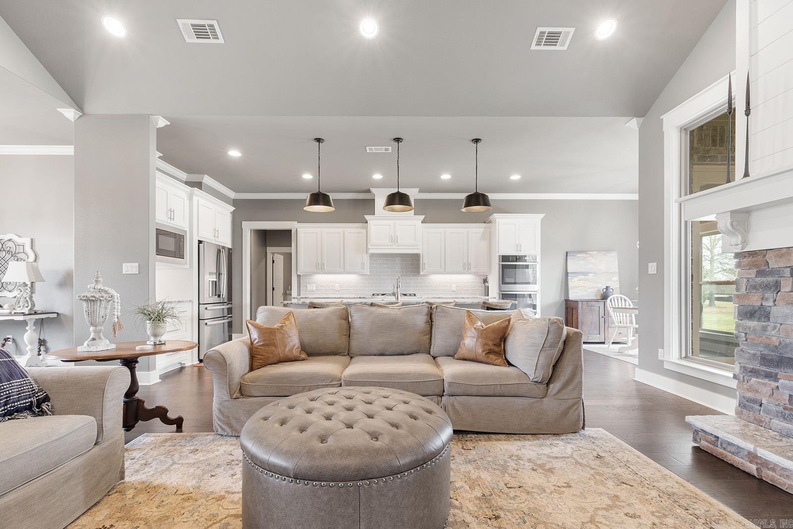 4033 Vineyard Way  Alexander, AR