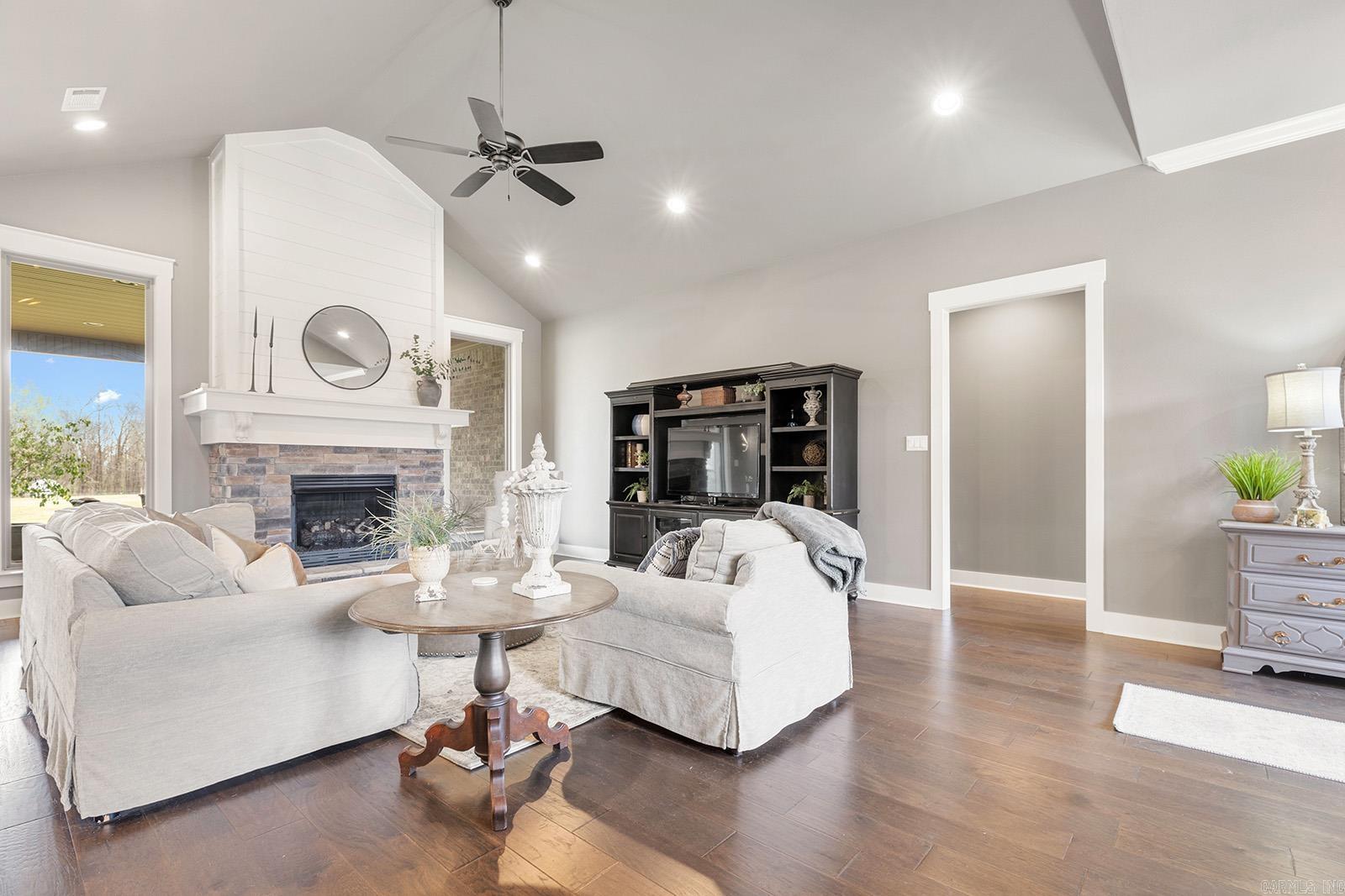 4033 Vineyard Way  Alexander, AR