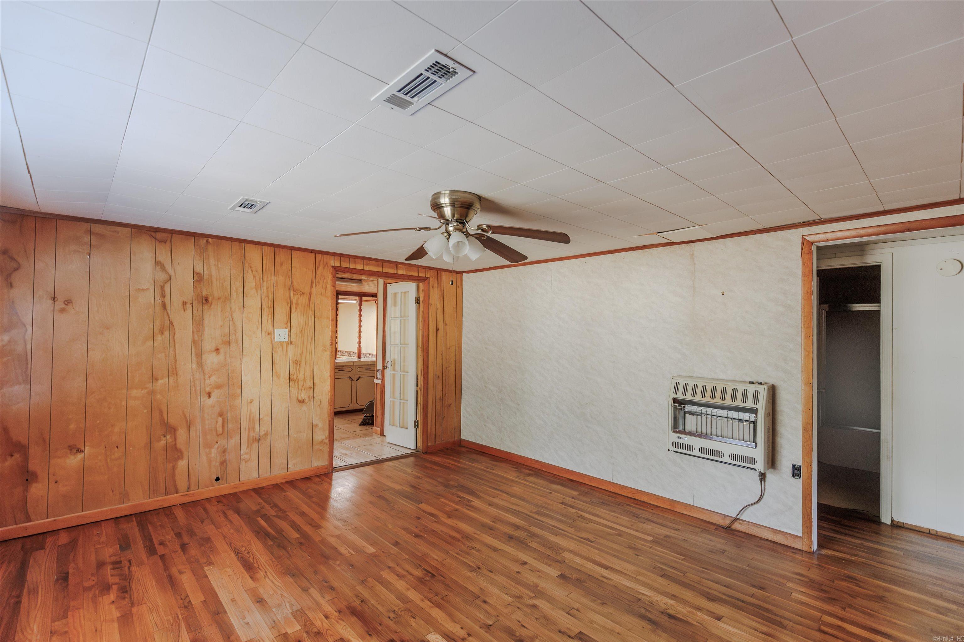 611 S Johnson  Perry, AR