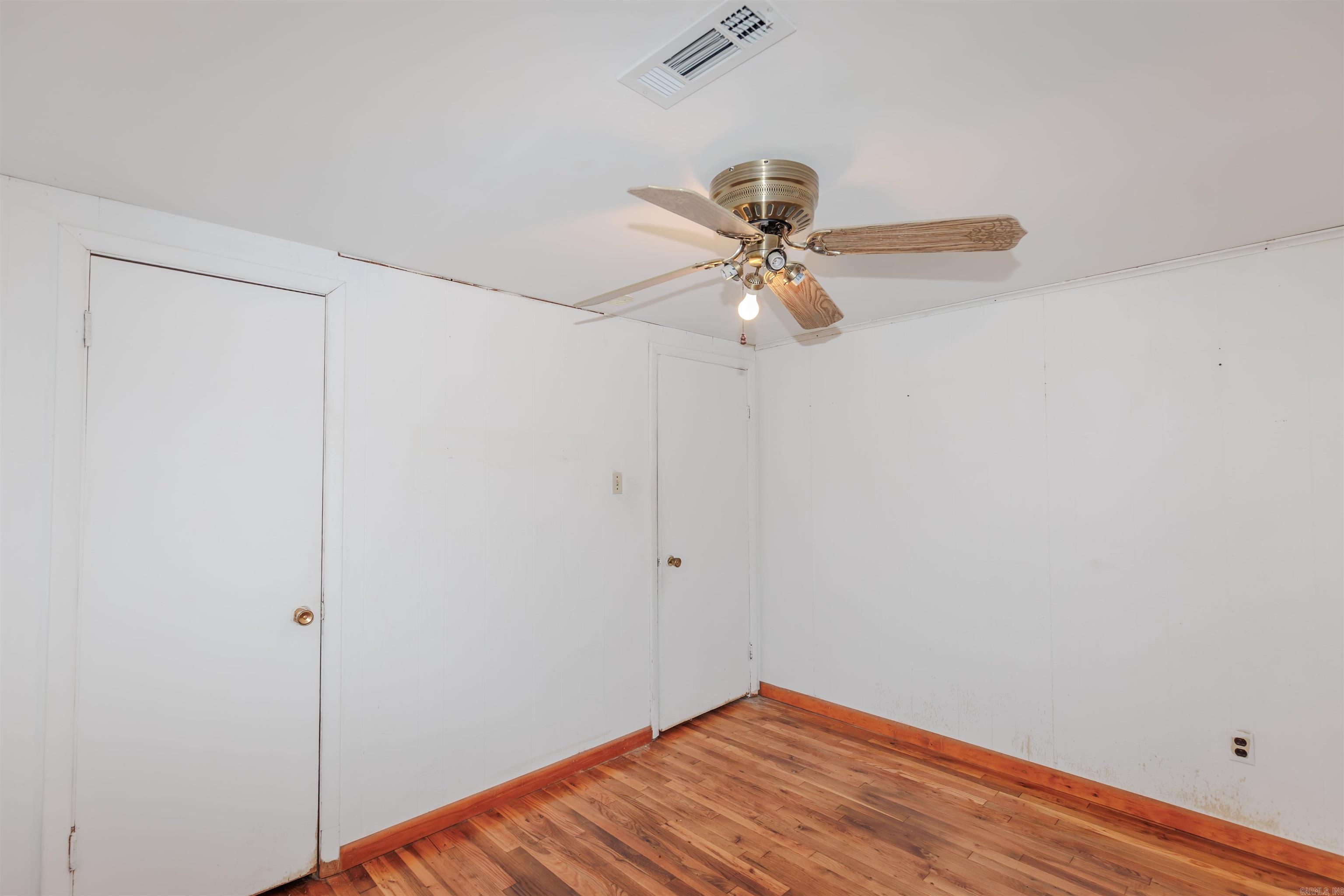 611 S Johnson  Perry, AR