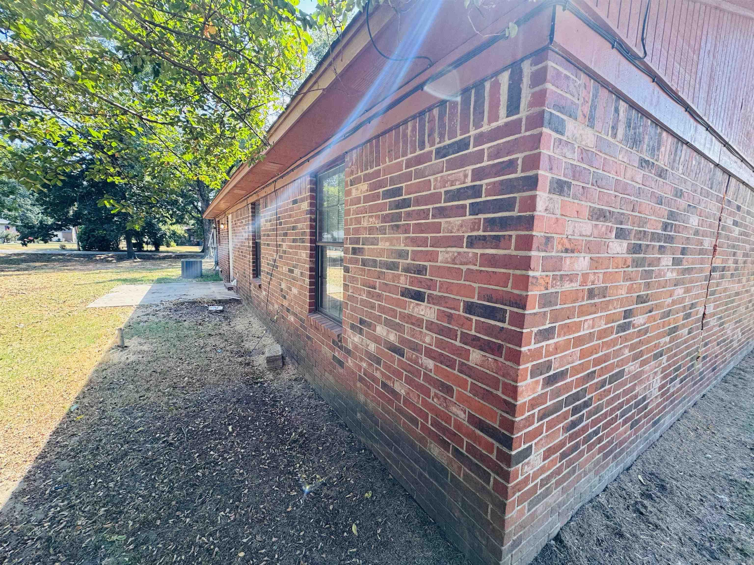 519 Frank T Bunton  Lonoke, AR