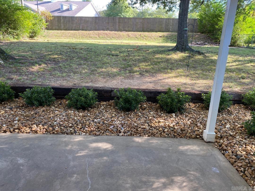 8815 Cloverhill  Little Rock, AR