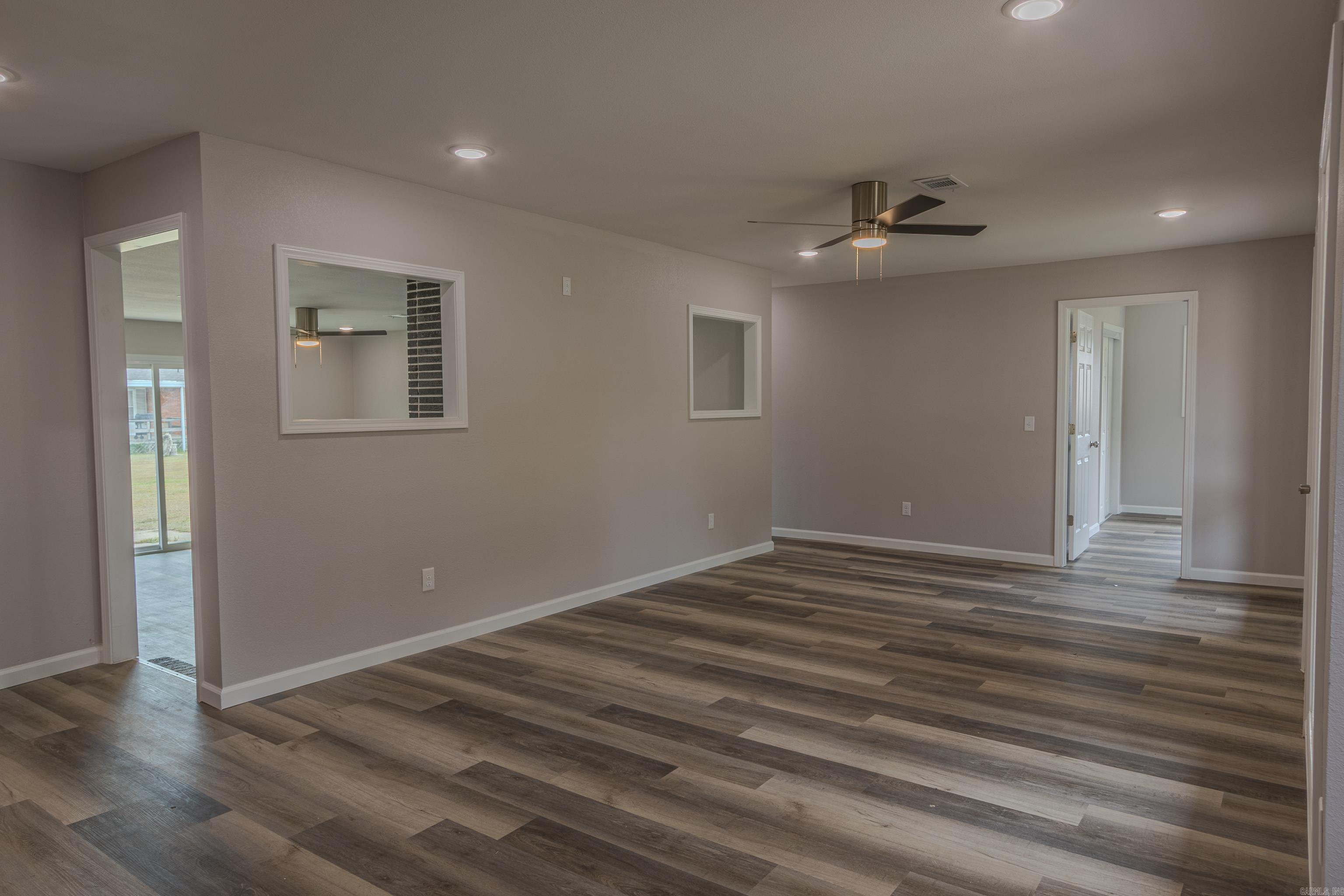 619 N 10TH  Paragould, AR