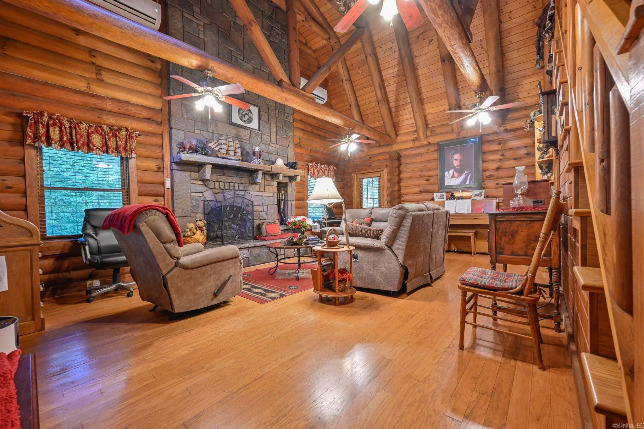 178 Forest Ln  Vandervoort, AR