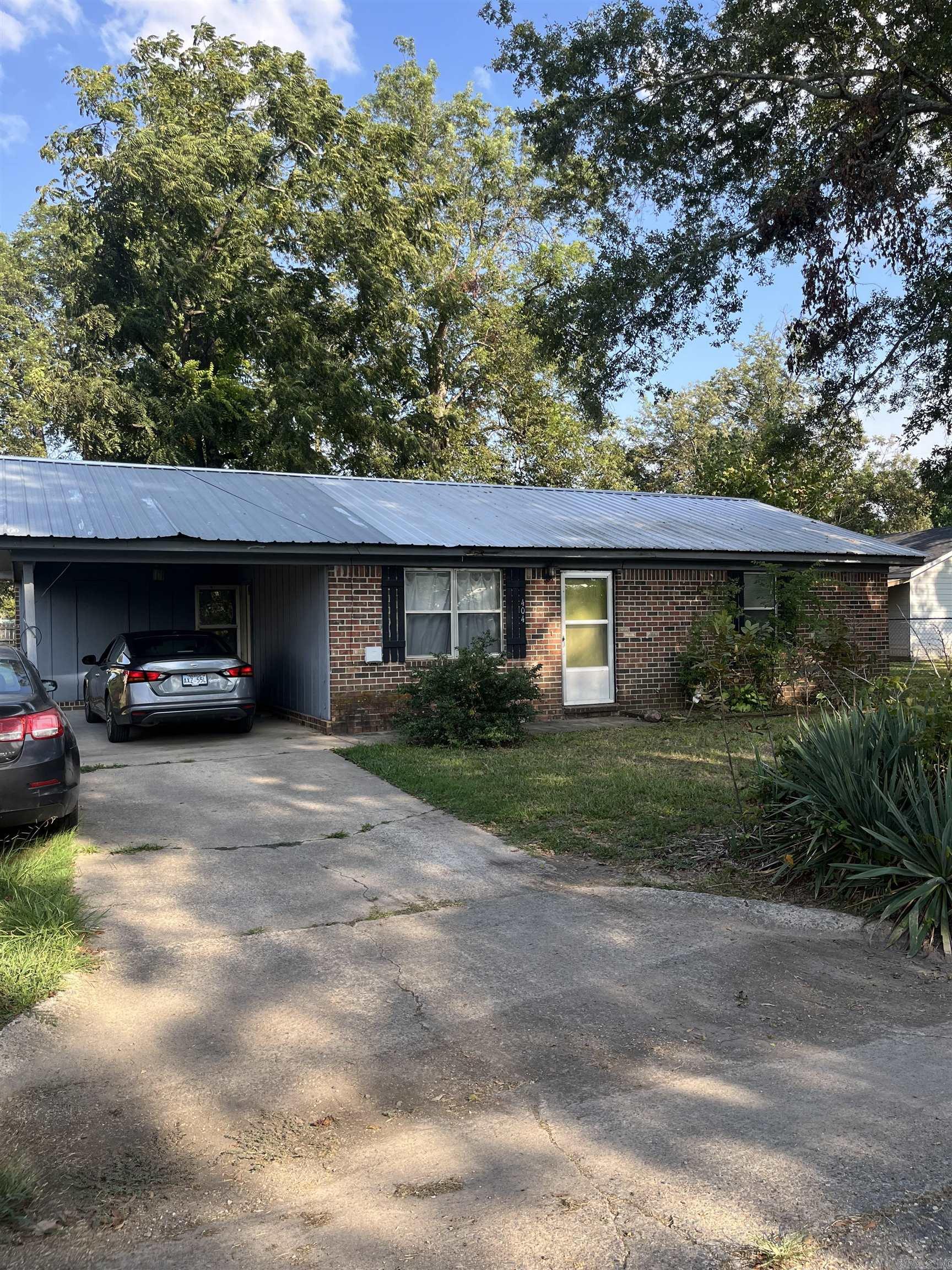 404 Shady Grove Ln Dumas, AR 71639