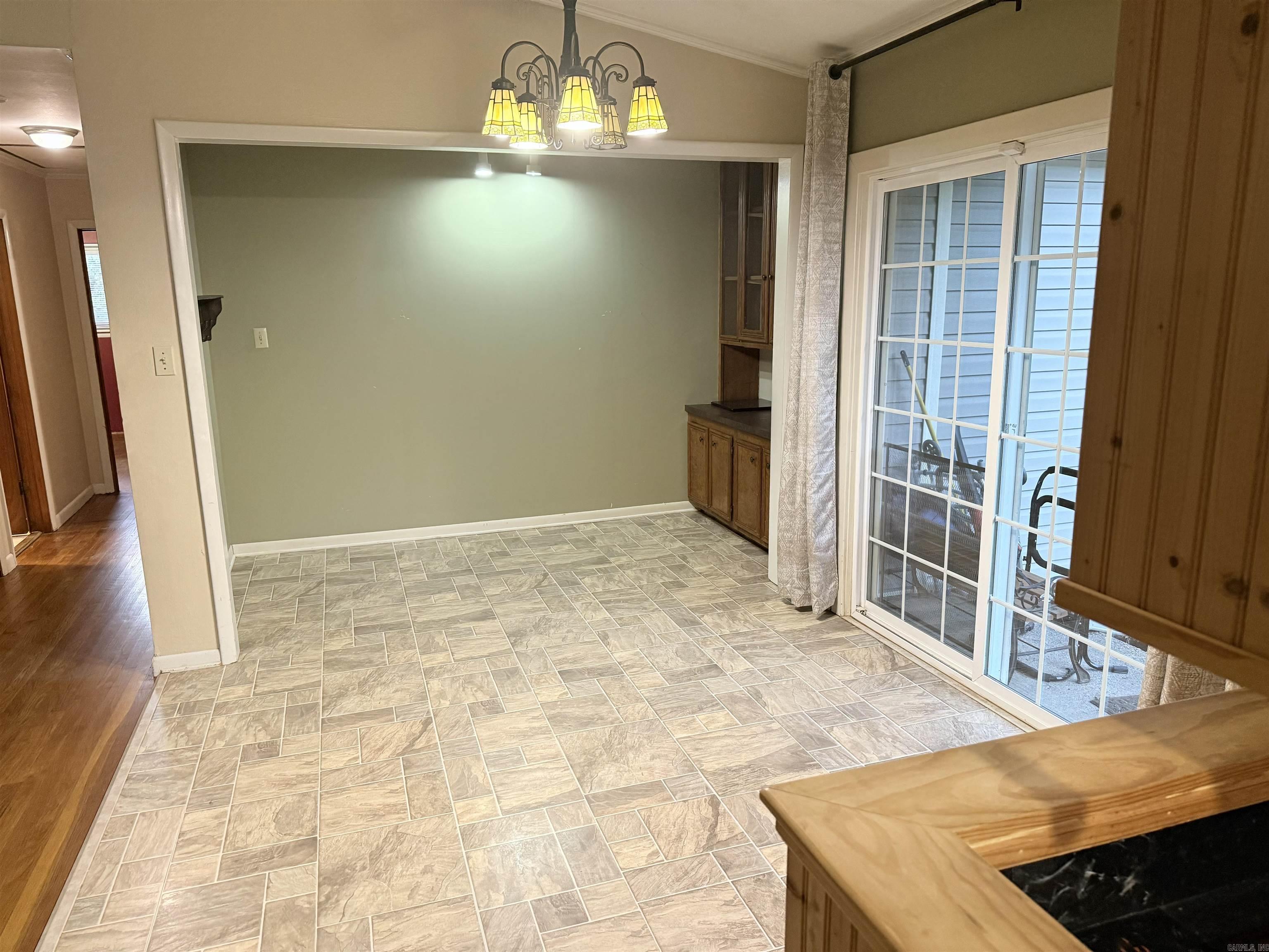 1220 Crystal  Benton, AR