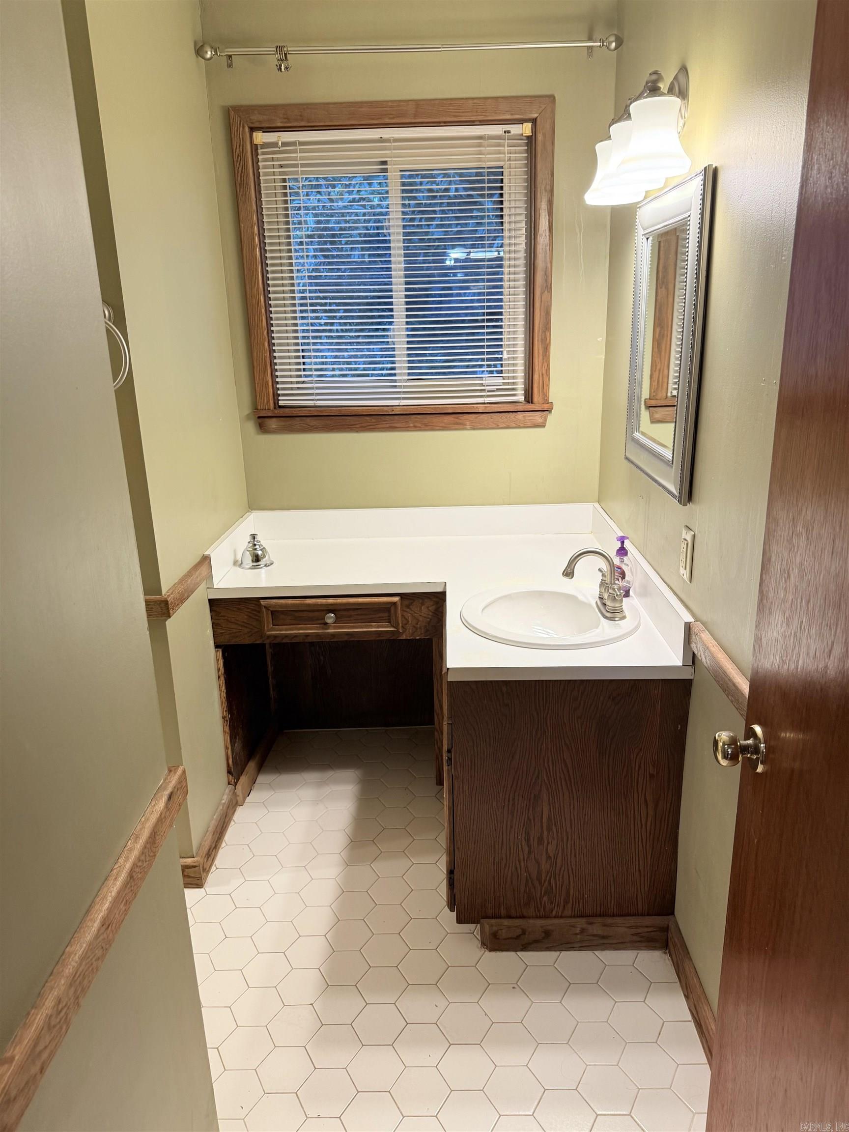 1220 Crystal  Benton, AR