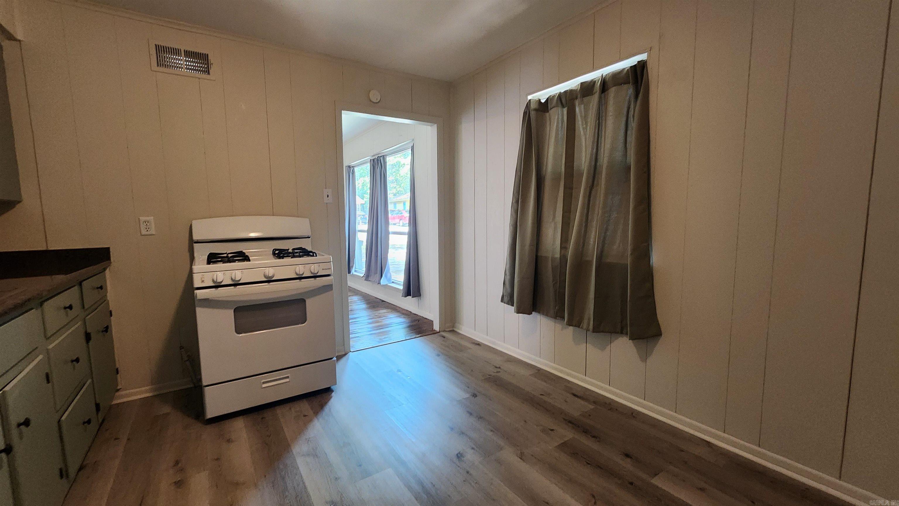 37 Sheffield  Little Rock, AR