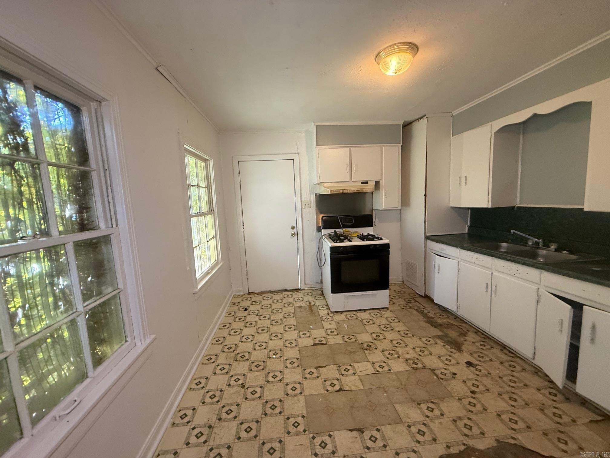 310 W 24th  Pine Bluff, AR