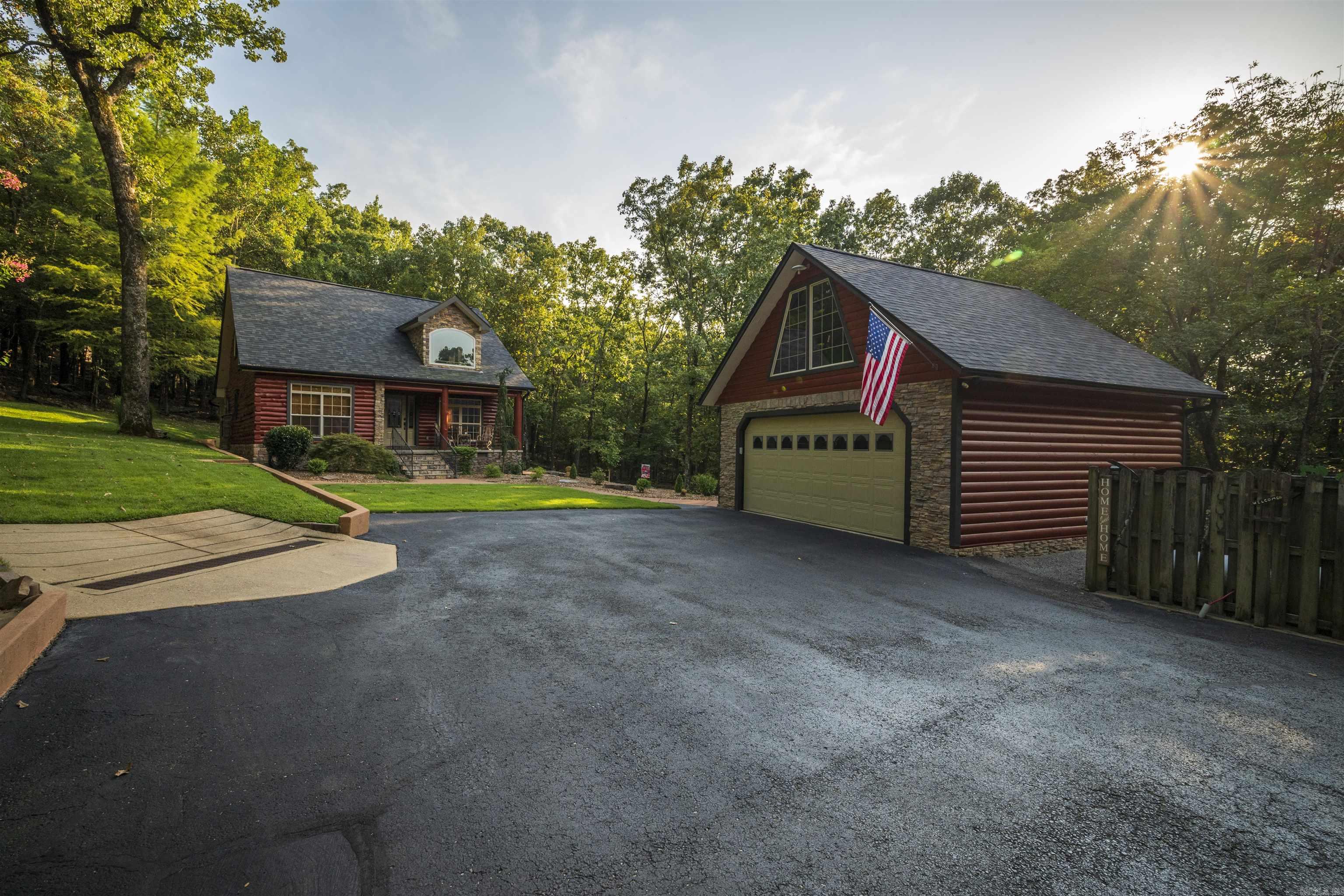 70 Crow Ln.