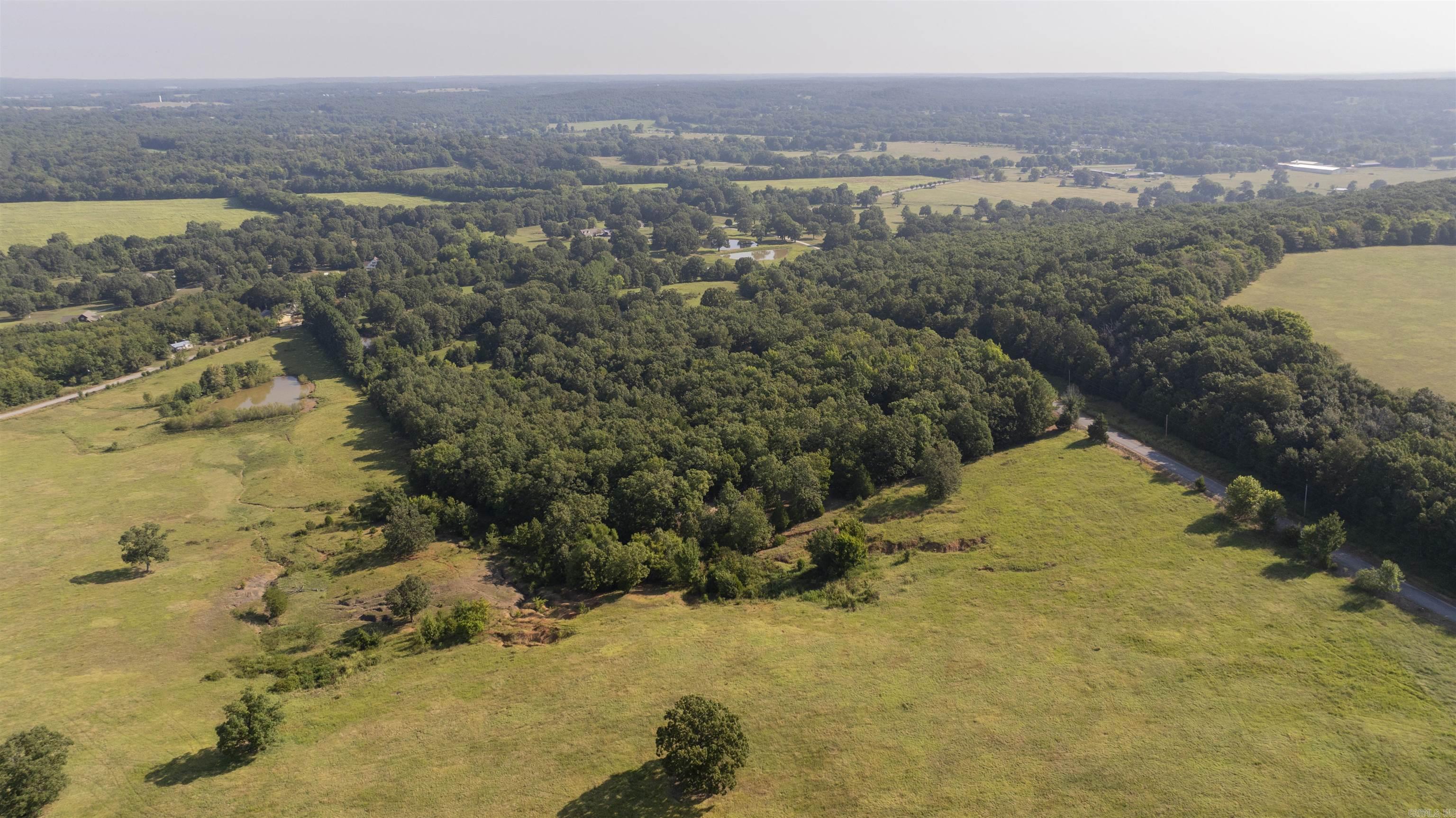 70 Crow Ln. 76 Crow Ln. Sulphur Rock, AR