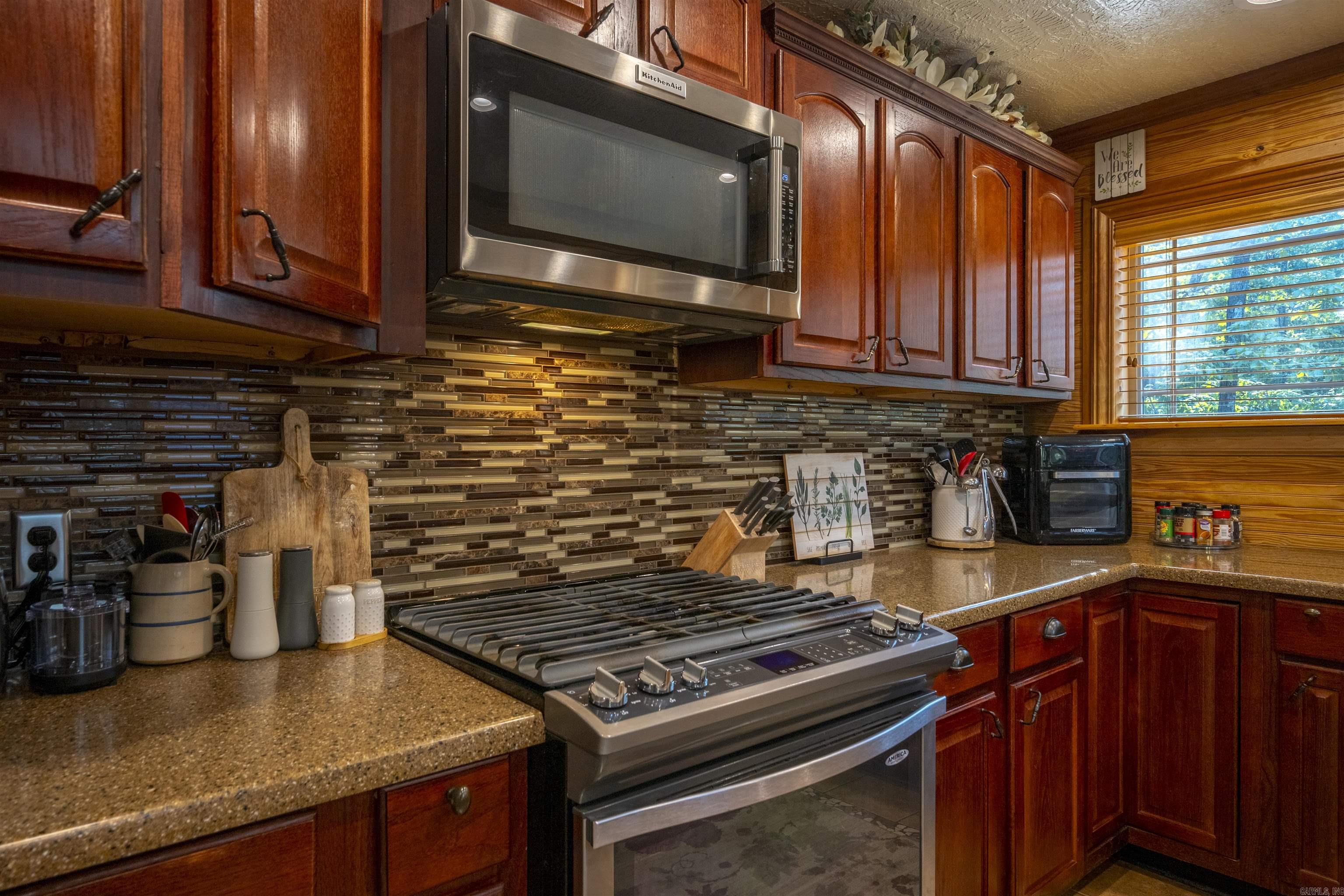 70 Crow Ln. 76 Crow Ln. Sulphur Rock, AR