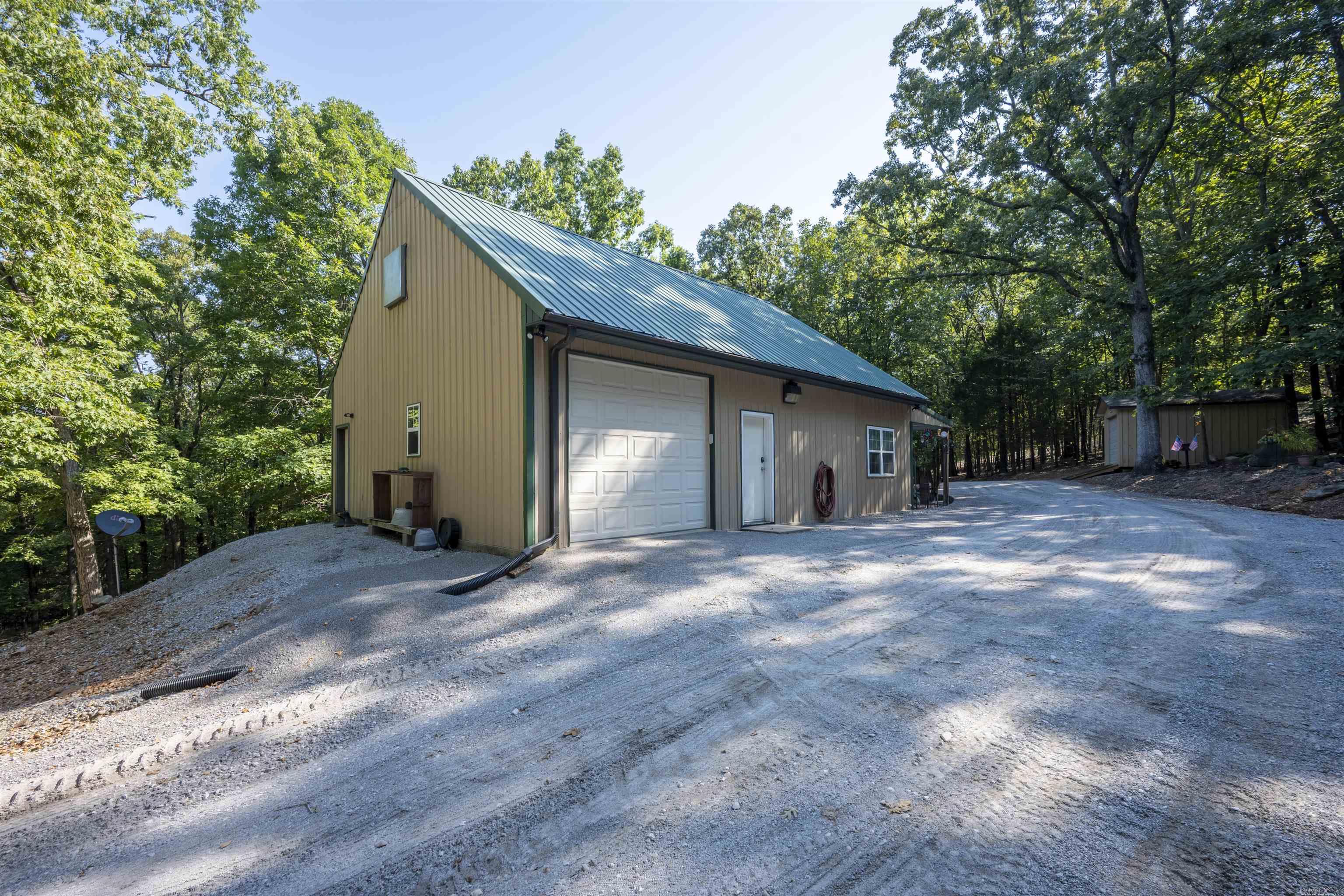 70 Crow Ln. 76 Crow Ln. Sulphur Rock, AR