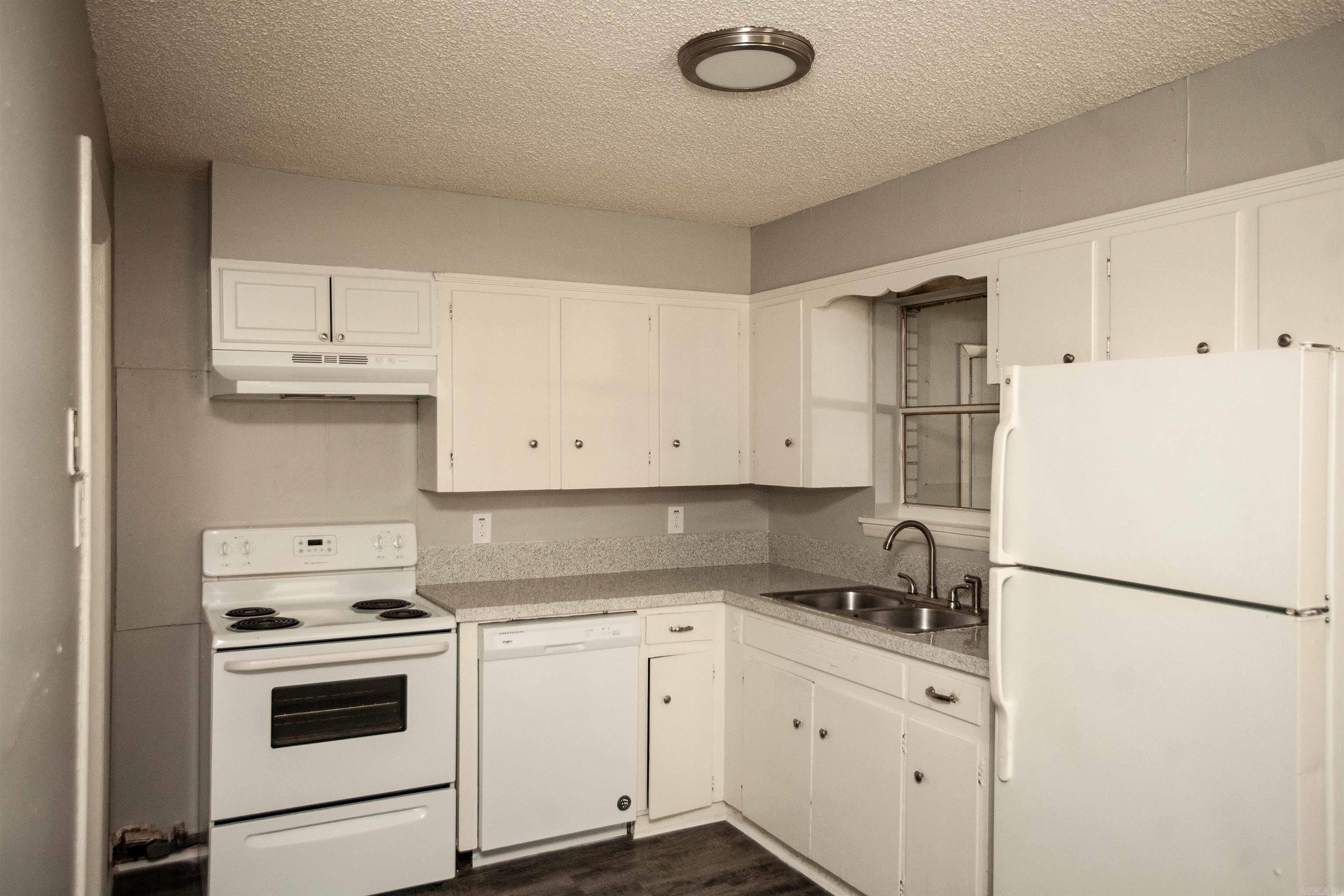 1415 Hendrix  Little Rock, AR