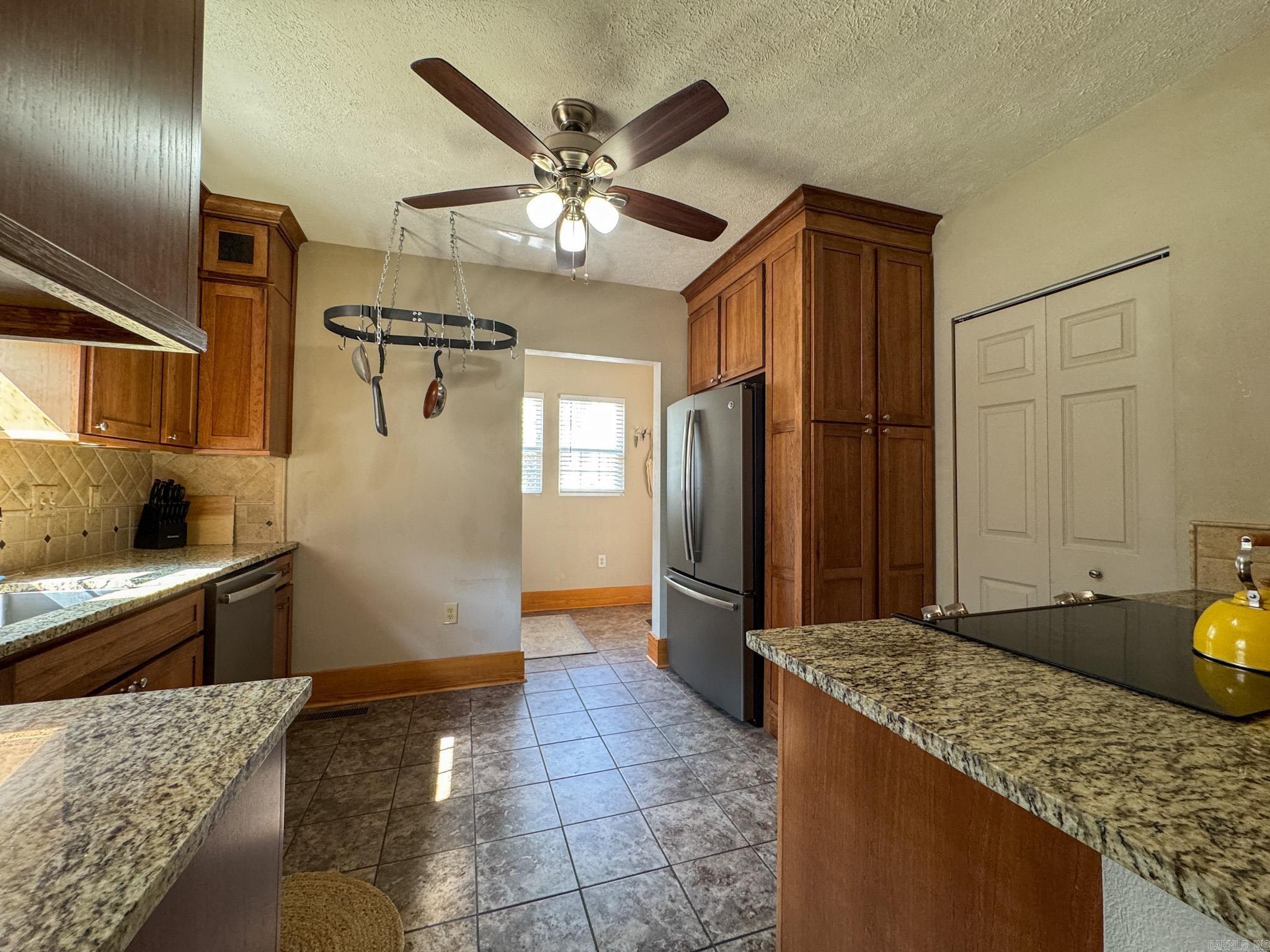623 W 17th  North Little Rock, AR