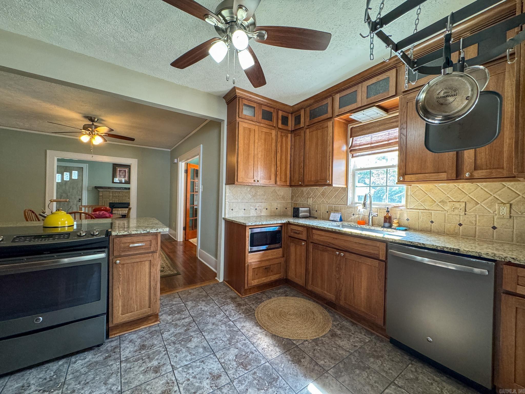 623 W 17th  North Little Rock, AR