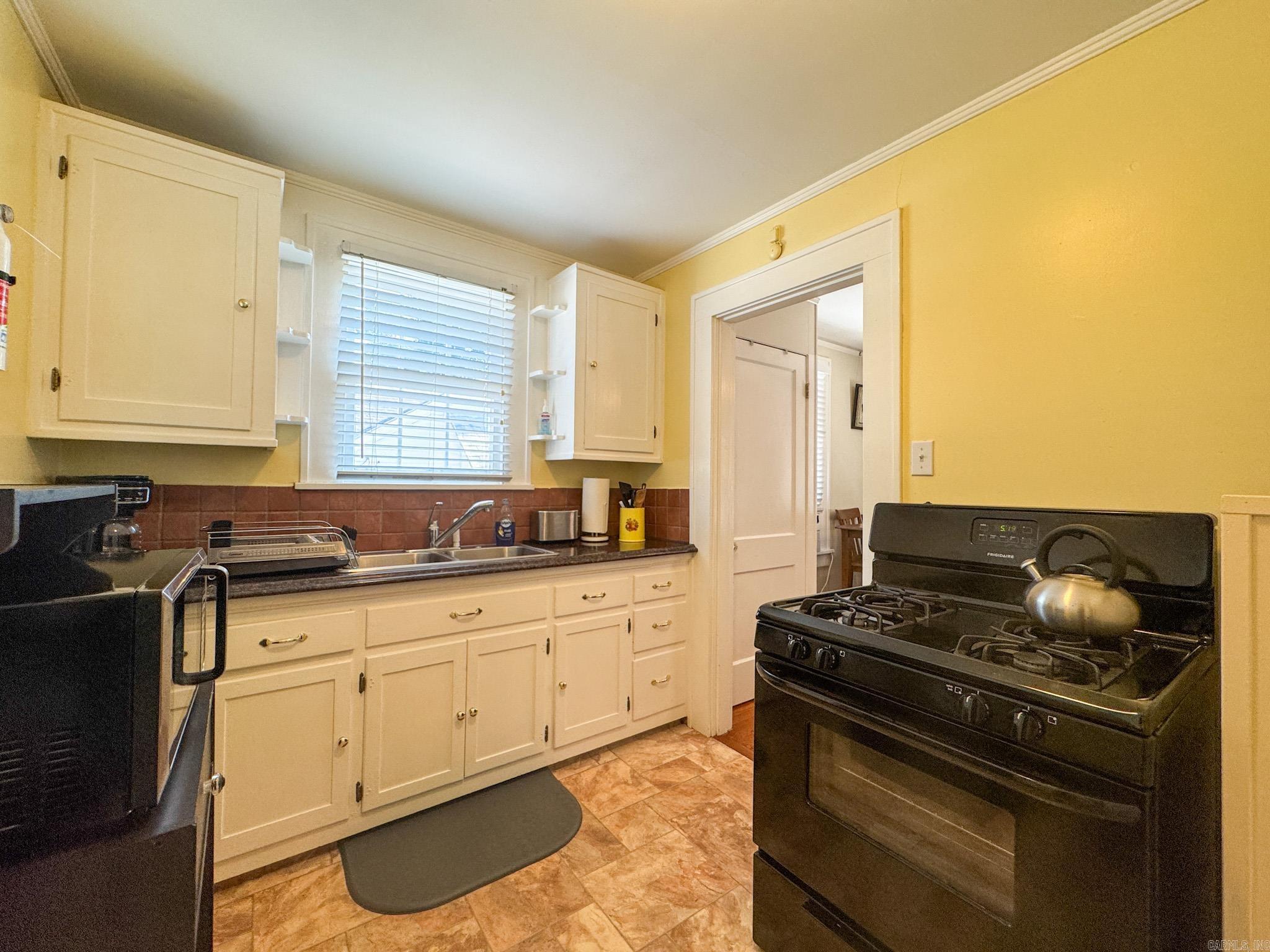 623 W 17th  North Little Rock, AR