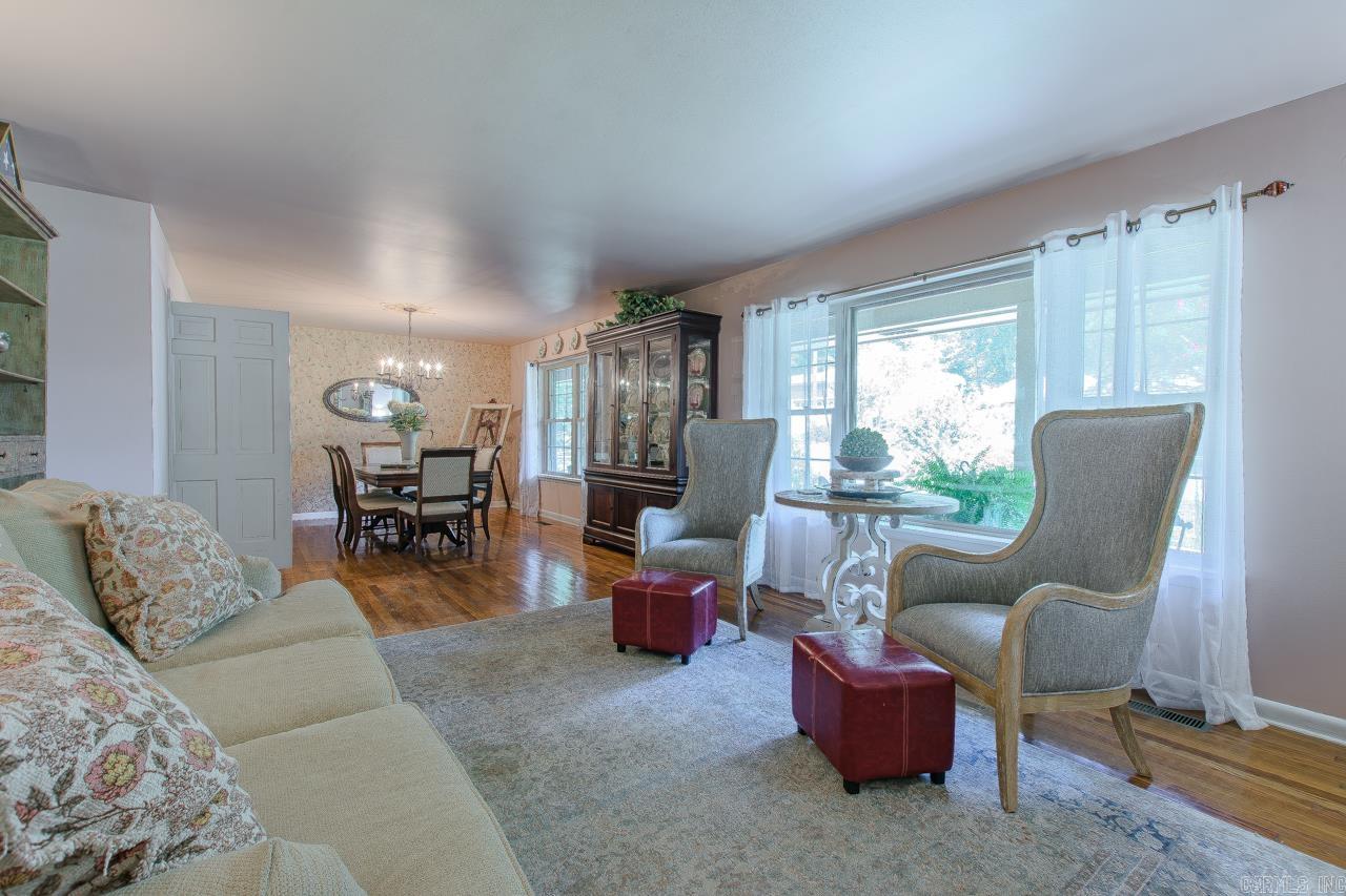 2003 Lynnwood Drive  Benton, AR
