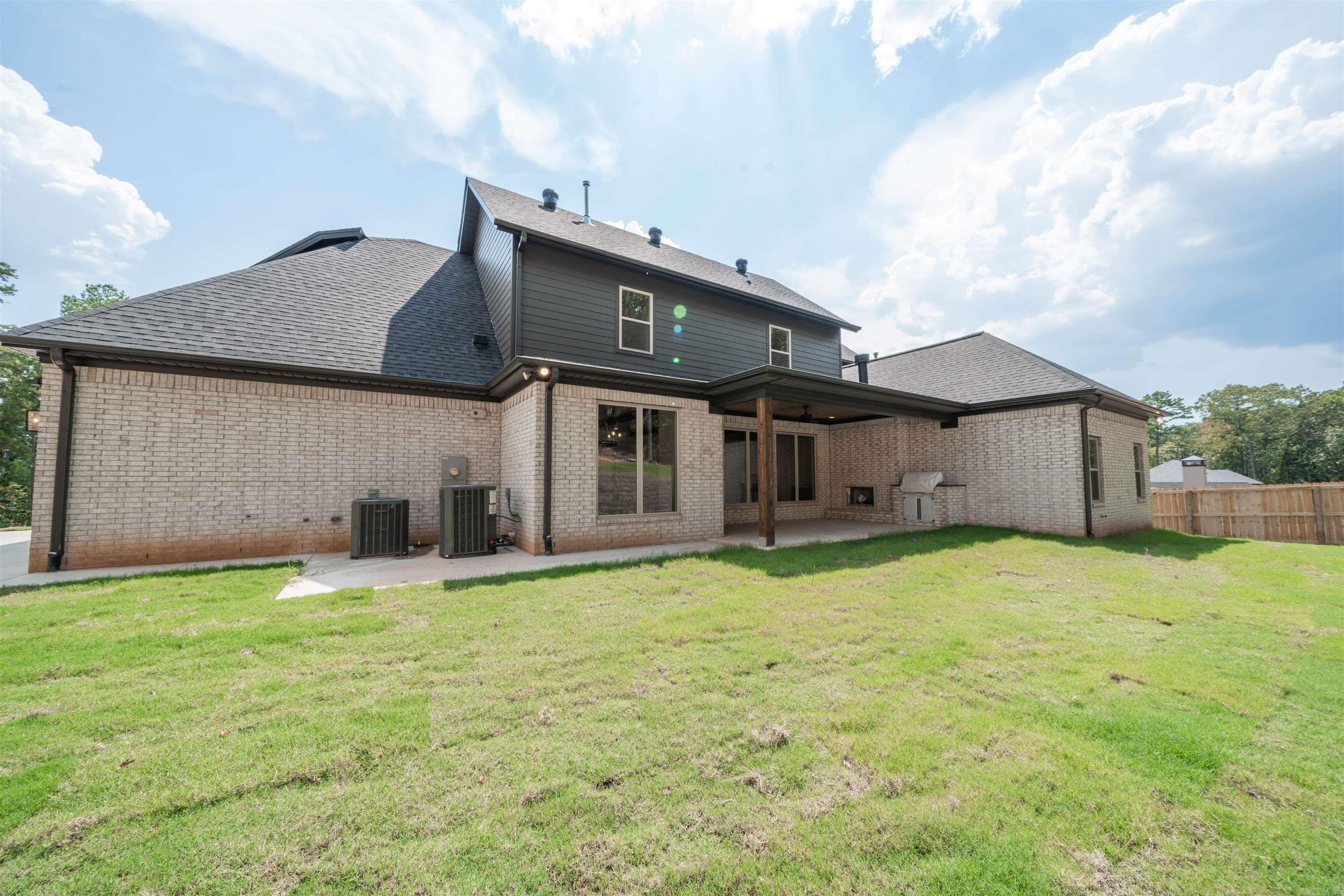 108 Bear Den  Little Rock, AR